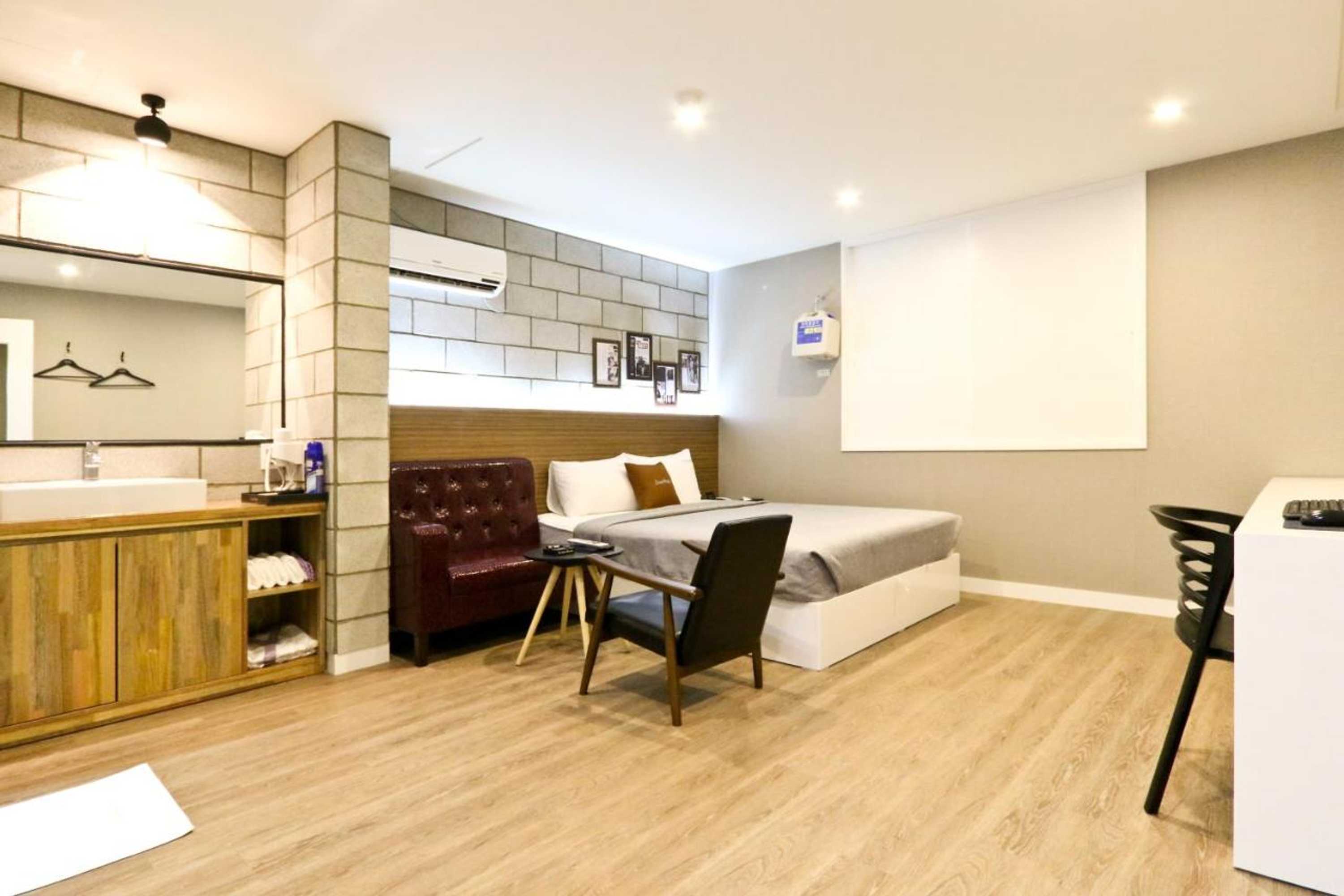 Gift card for Hotel Home