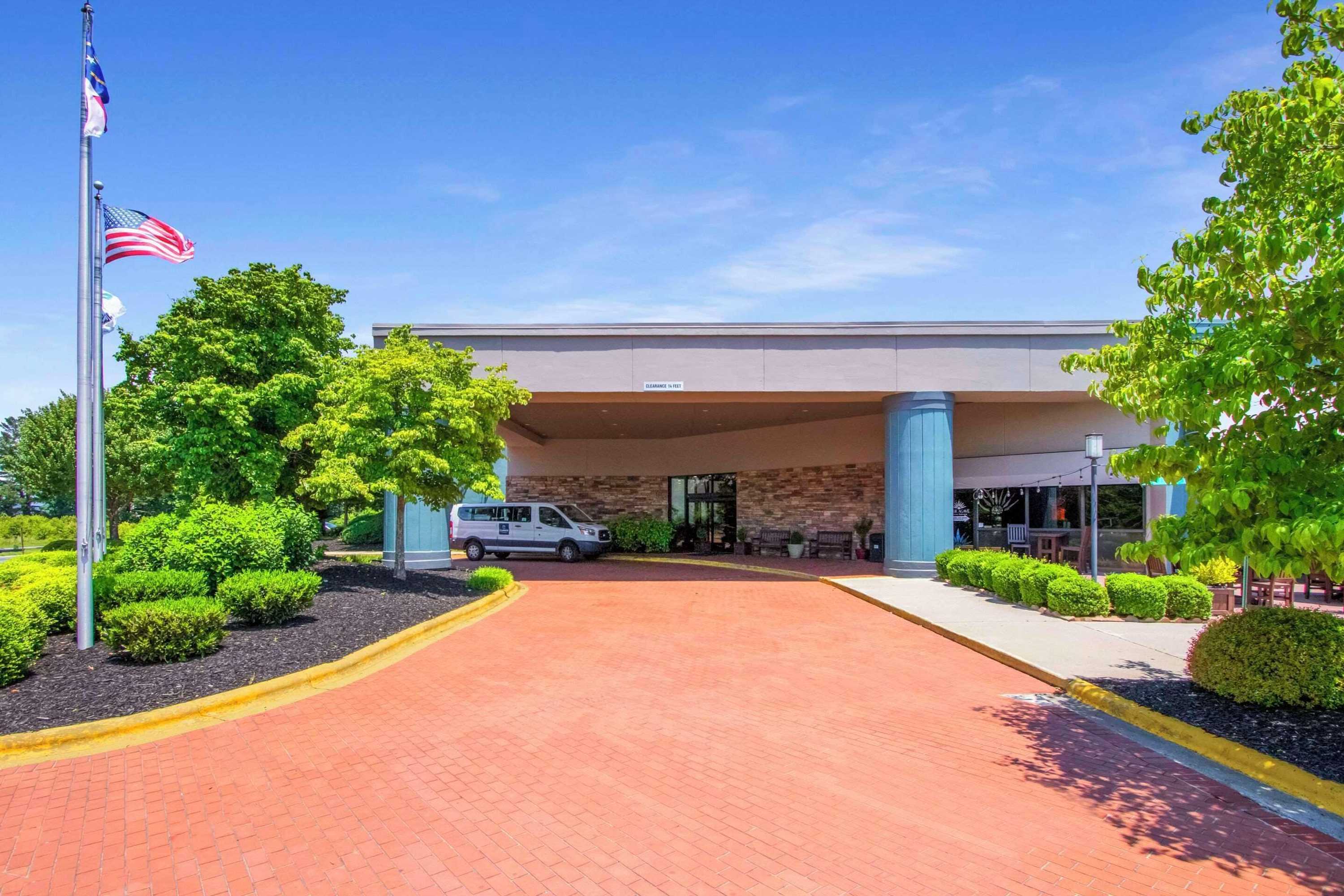 Gift card for Clarion Inn Asheville Airport Gift card for Clarion Inn Asheville Airport