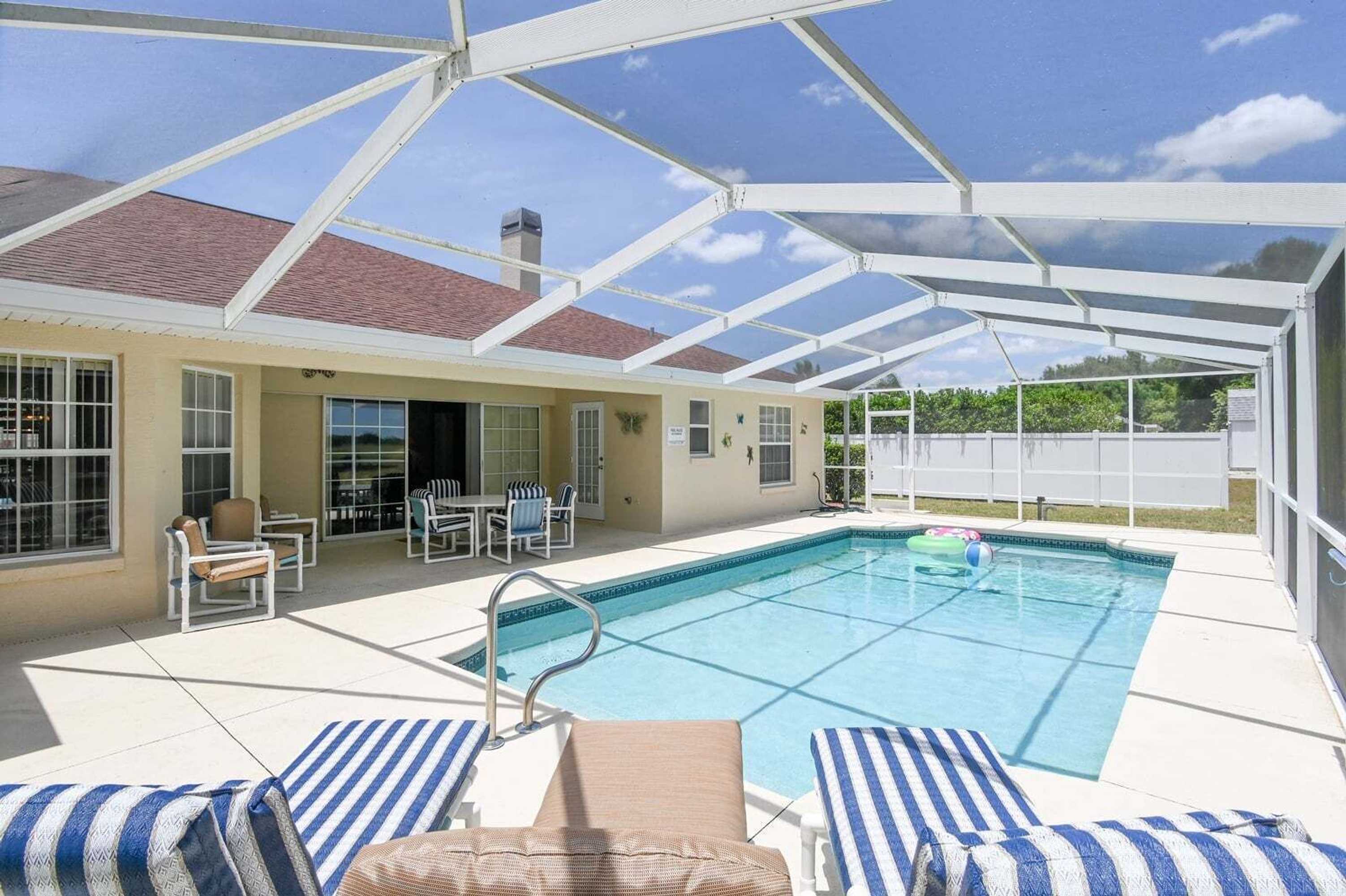 Gift card for Family Vacations 5 Bedroom Poolhome Gift card for Family Vacations 5 Bedroom Poolhome