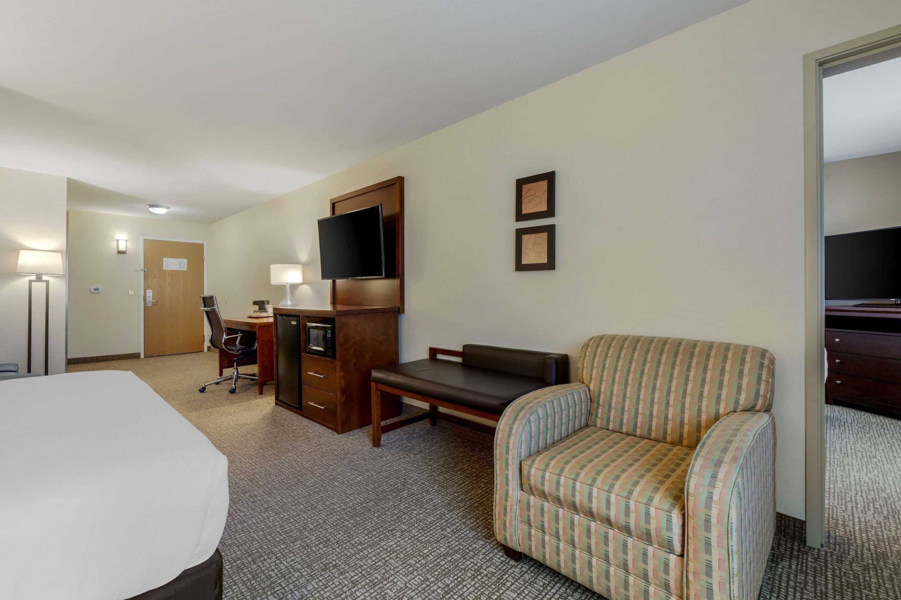 Gift card for Comfort Suites Johnson Creek Conference Center Gift card for Comfort Suites Johnson Creek Conference Center