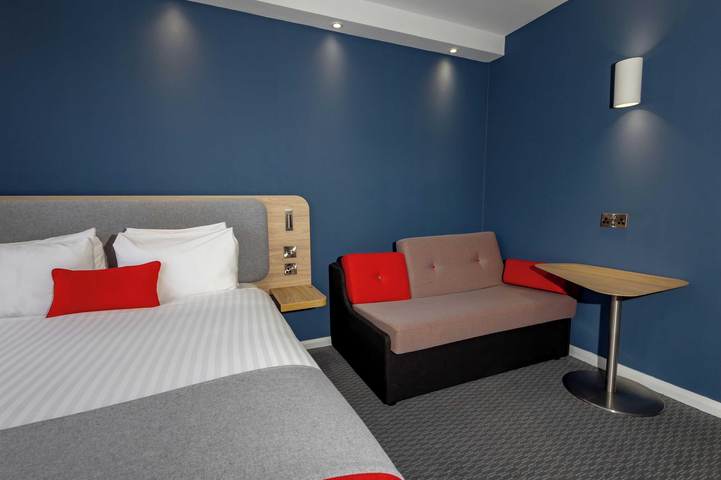 Gift card for Holiday Inn Express Norwich by Ihg Gift card for Holiday Inn Express Norwich by Ihg