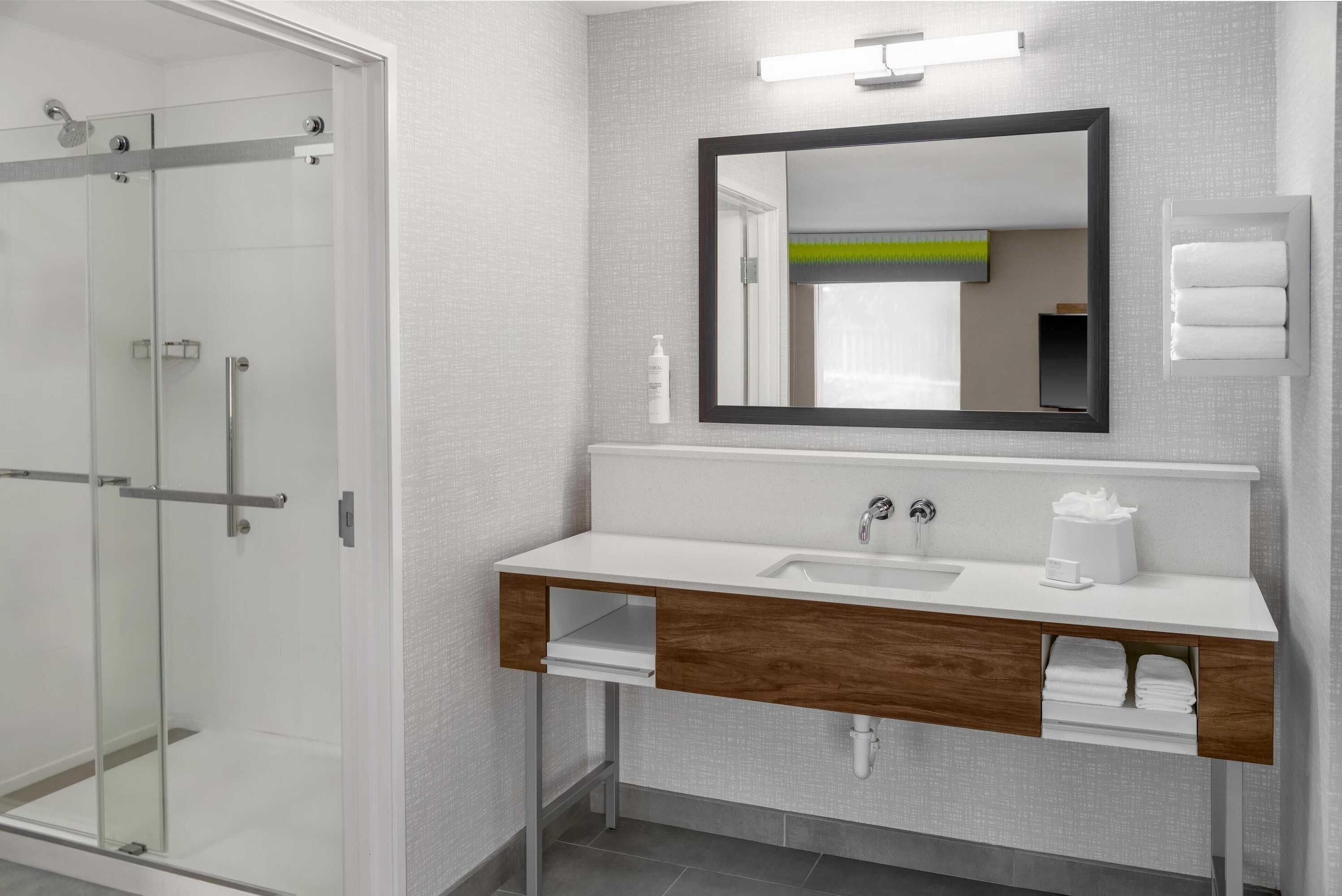 Gift card for Hampton Inn & Suites Tacoma/puyallup