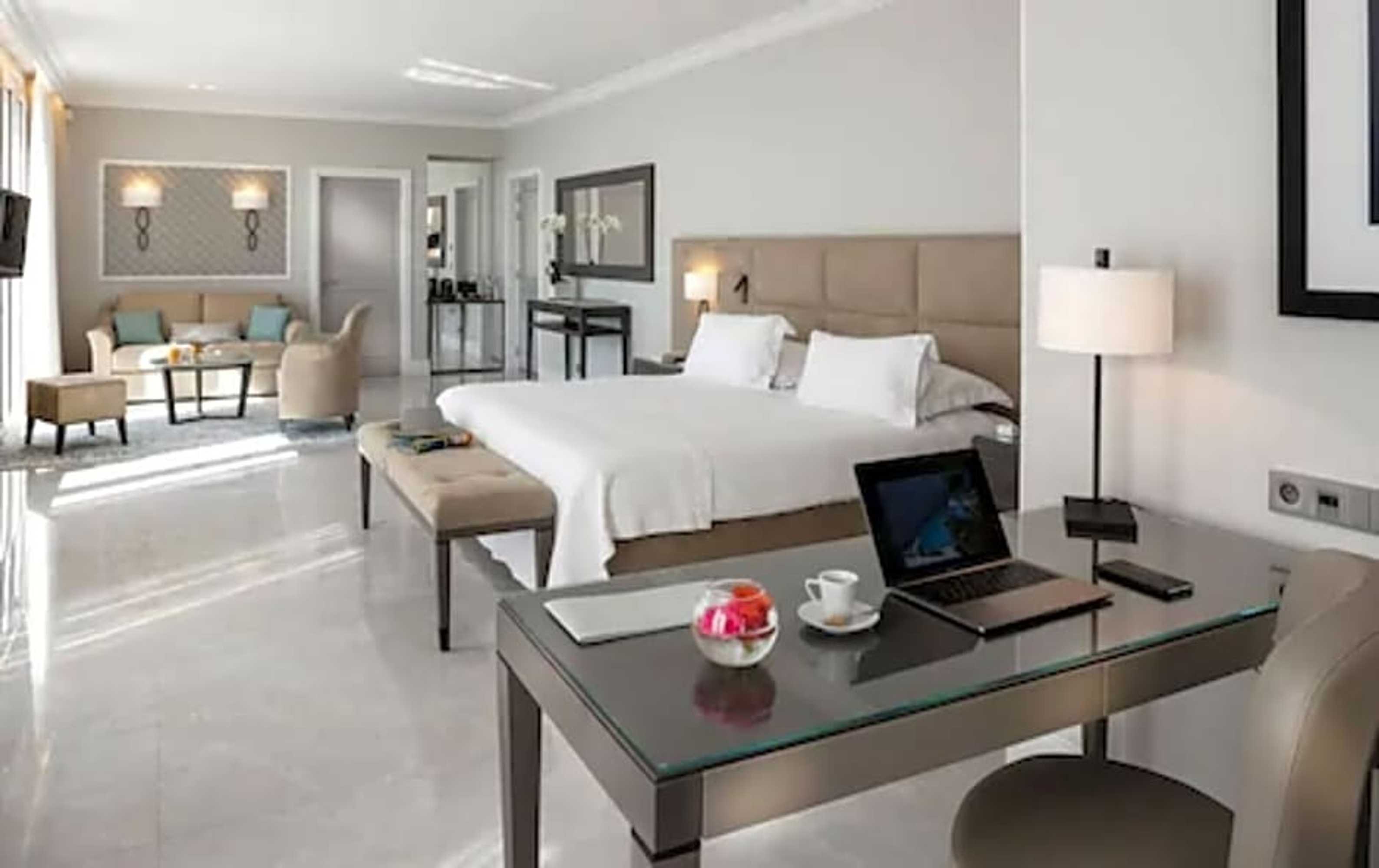 Gift card for Hôtel Cap-Estel Gift card for Hôtel Cap-Estel