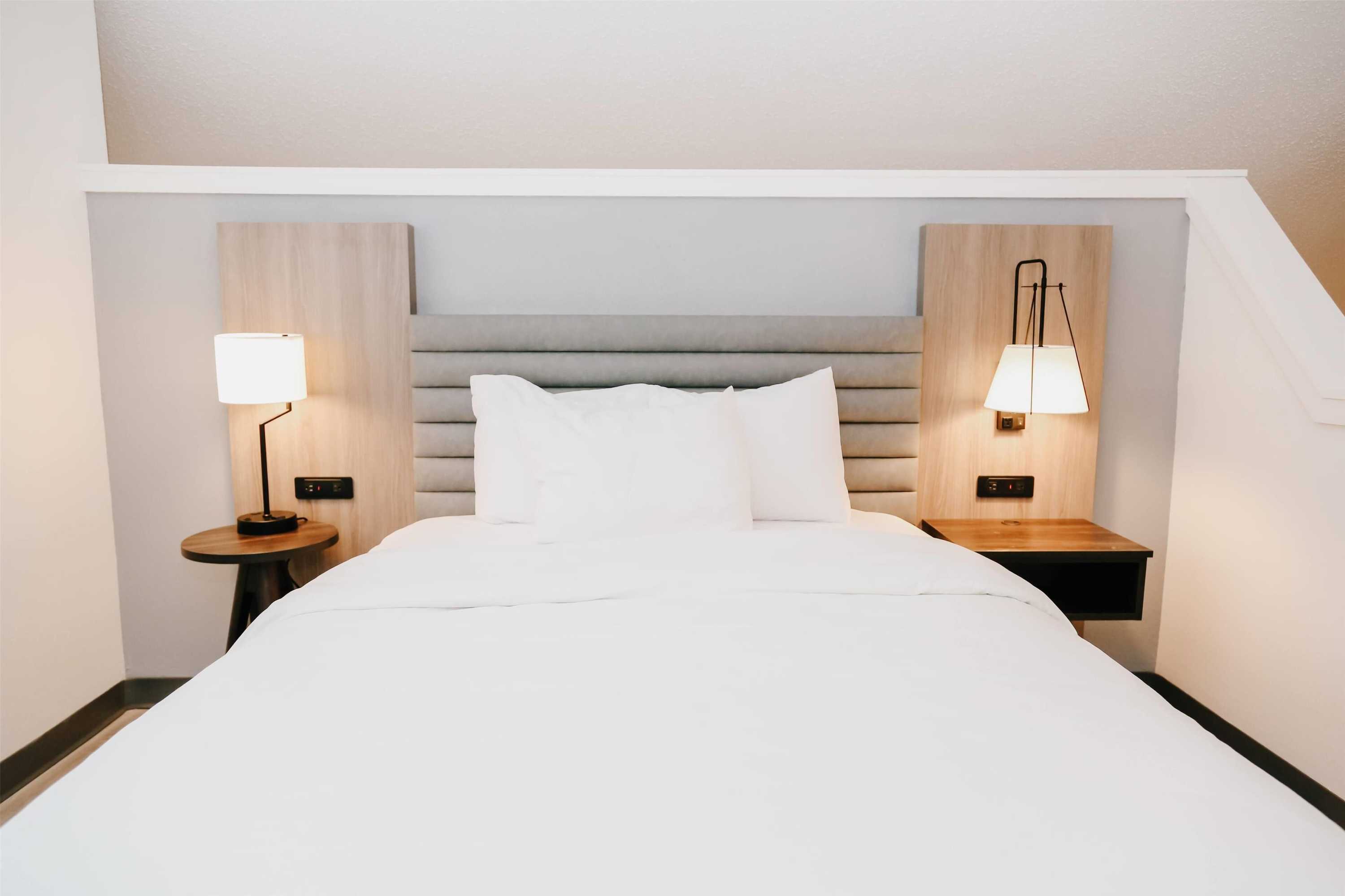 Gift card for Hawthorn Suites by Wyndham Tinton Falls