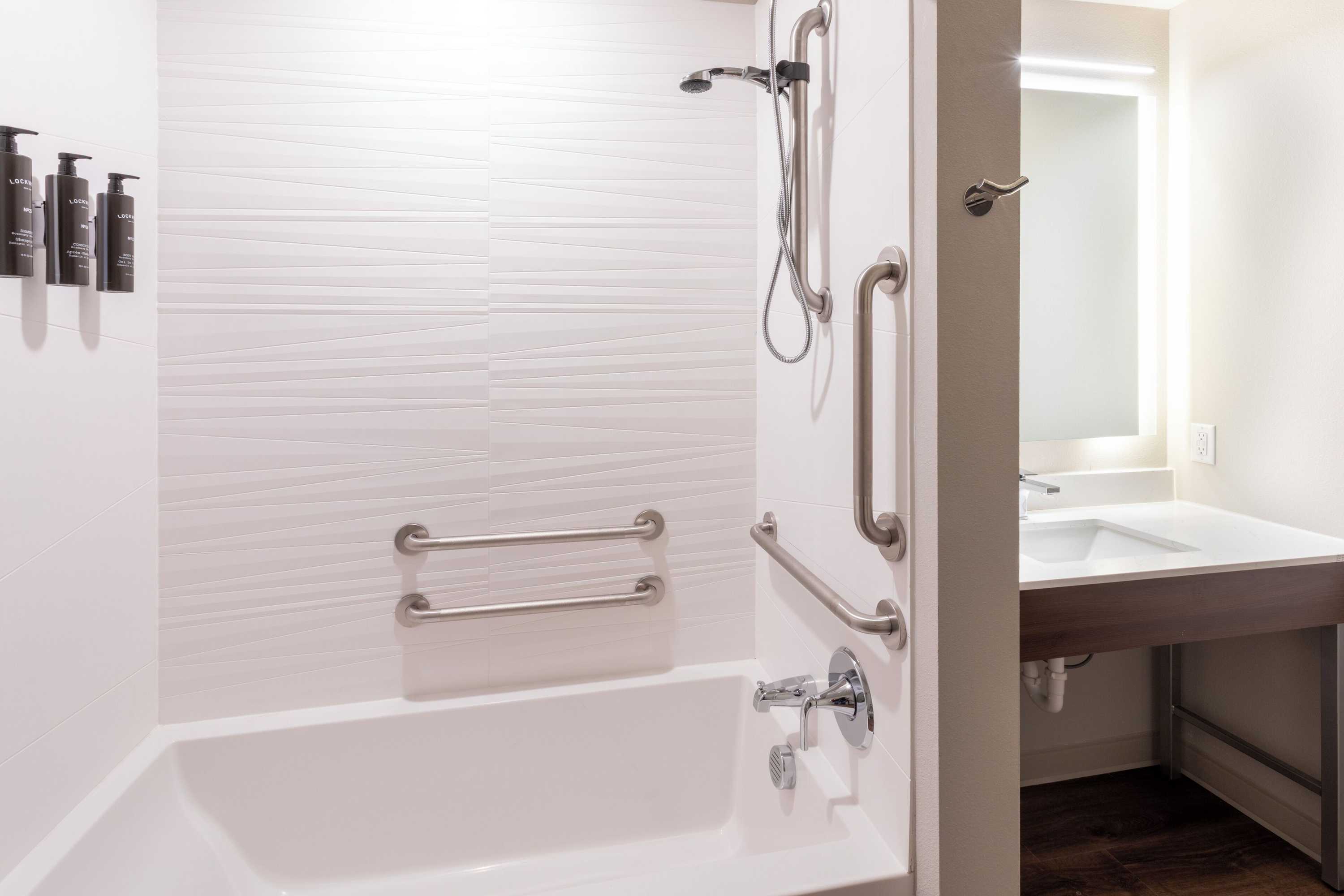 Gift card for Grandstay Hotel & Suites Kaukauna