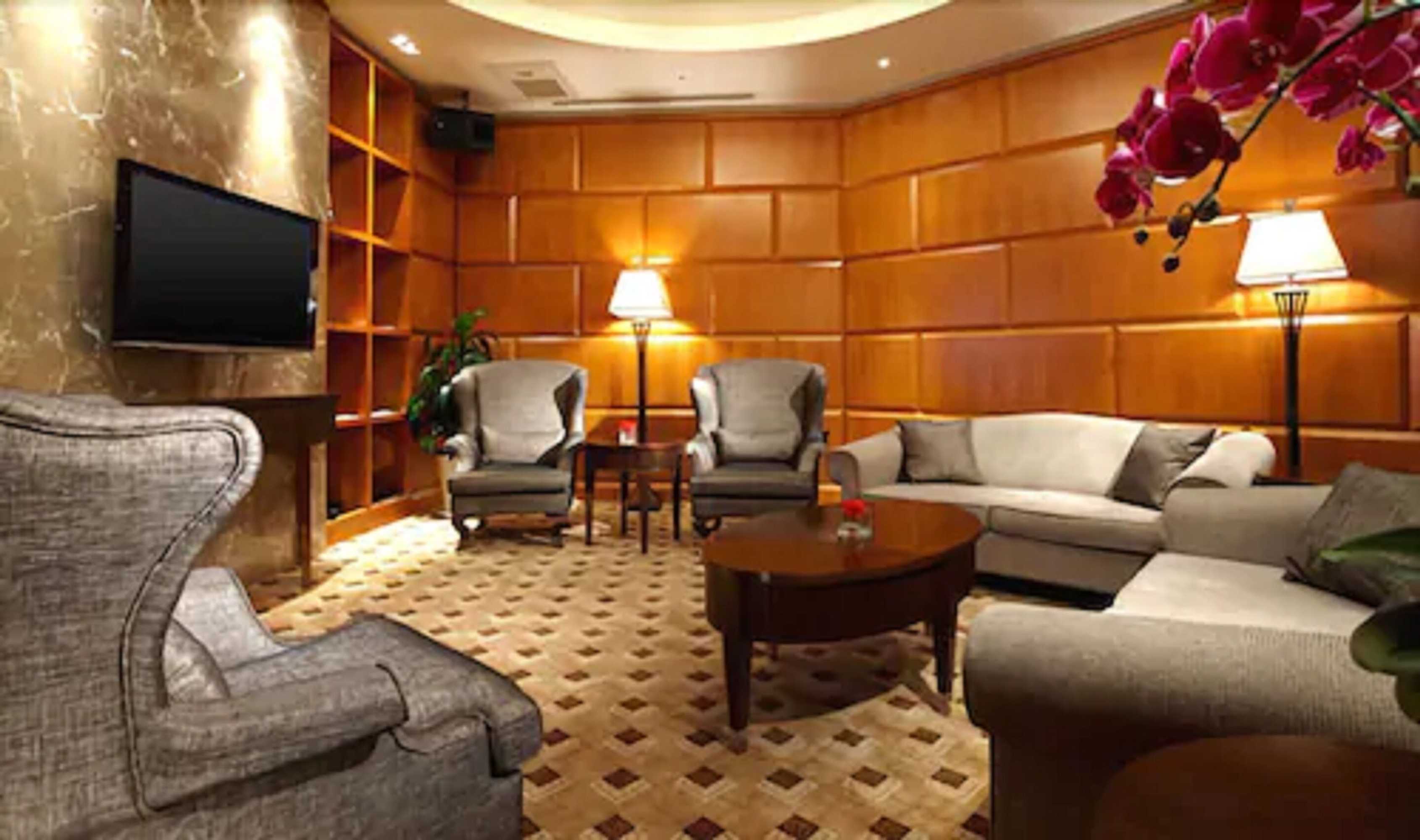 Gift card for E-Da Royal Hotel