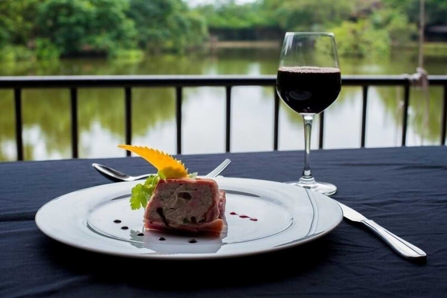 Gift card for Lake Serenity Boutique Hotel
