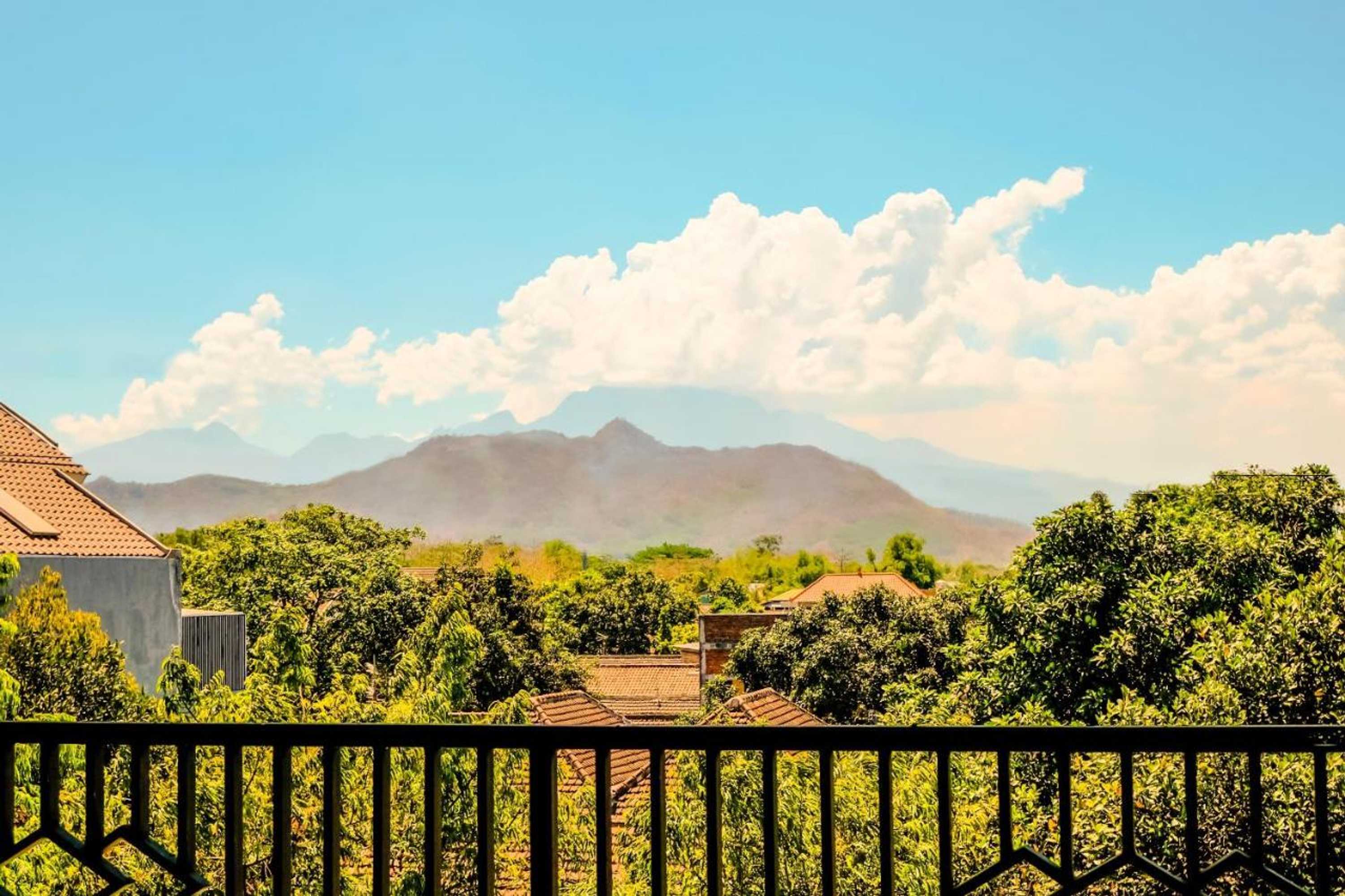 Gift card for Super Oyo 1759 Family Residence