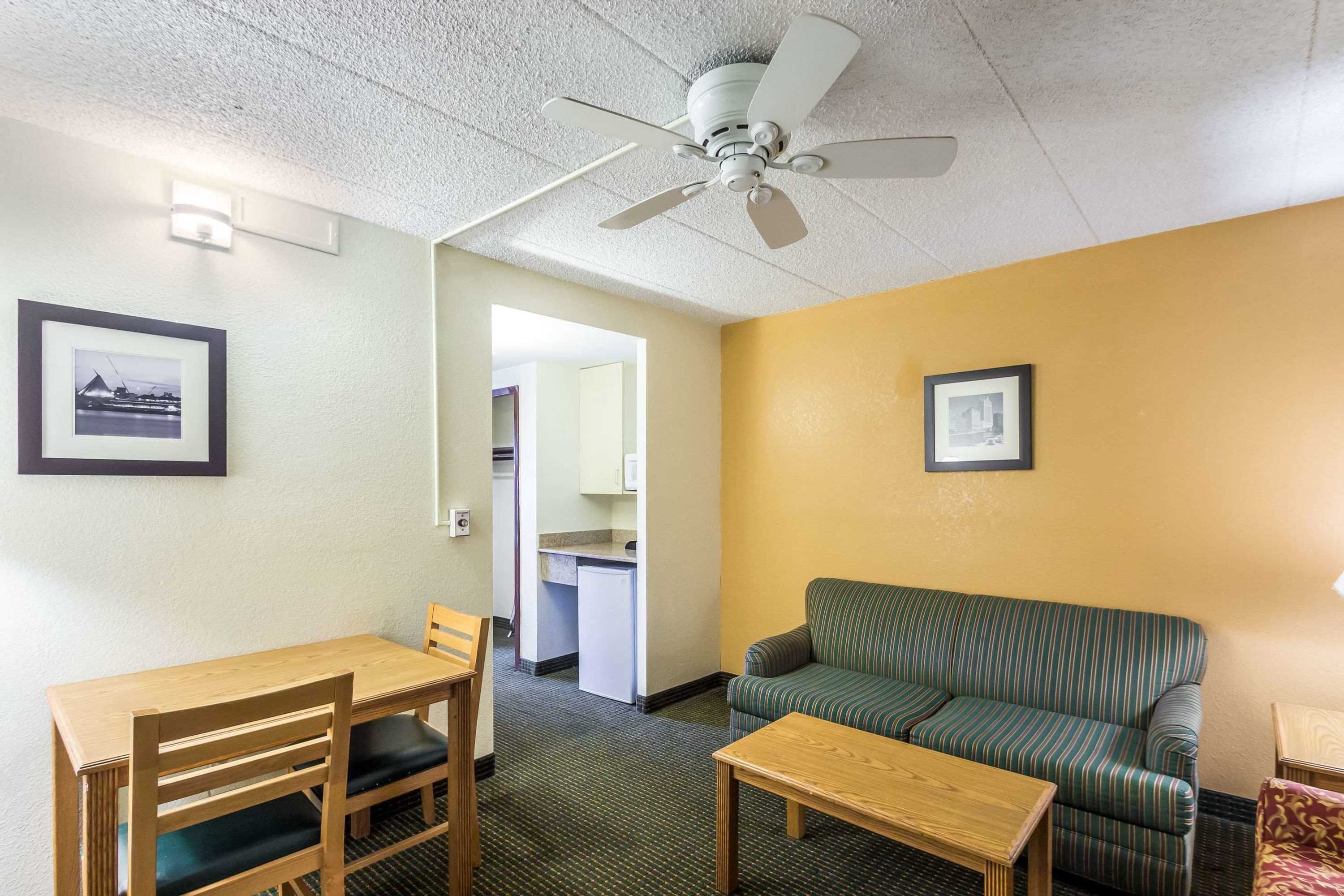 Gift card for Quality Suites Milwaukee Airport Gift card for Quality Suites Milwaukee Airport