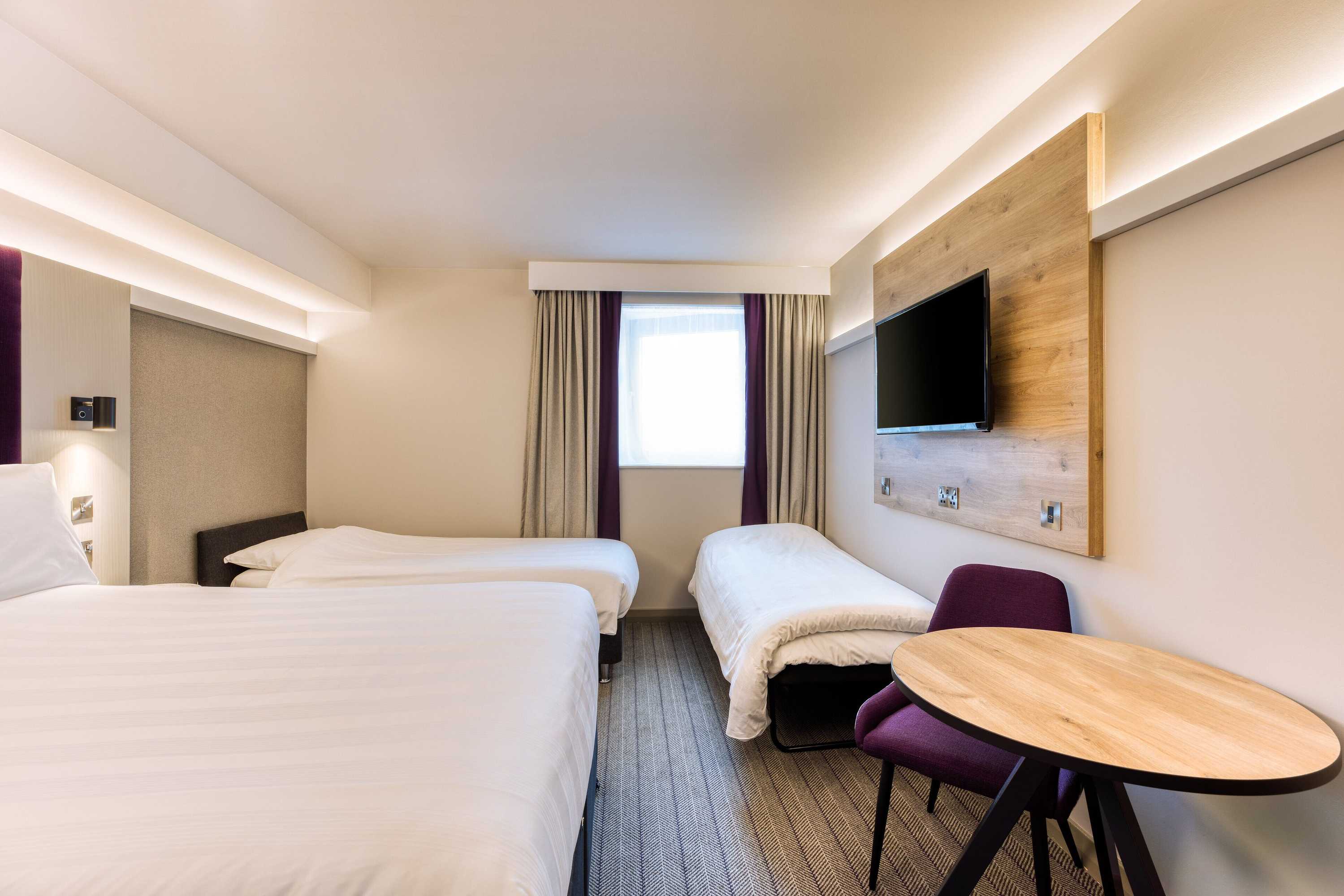 Gift card for Premier Inn Wakefield South (m1, Jct39) Gift card for Premier Inn Wakefield South (m1, Jct39)