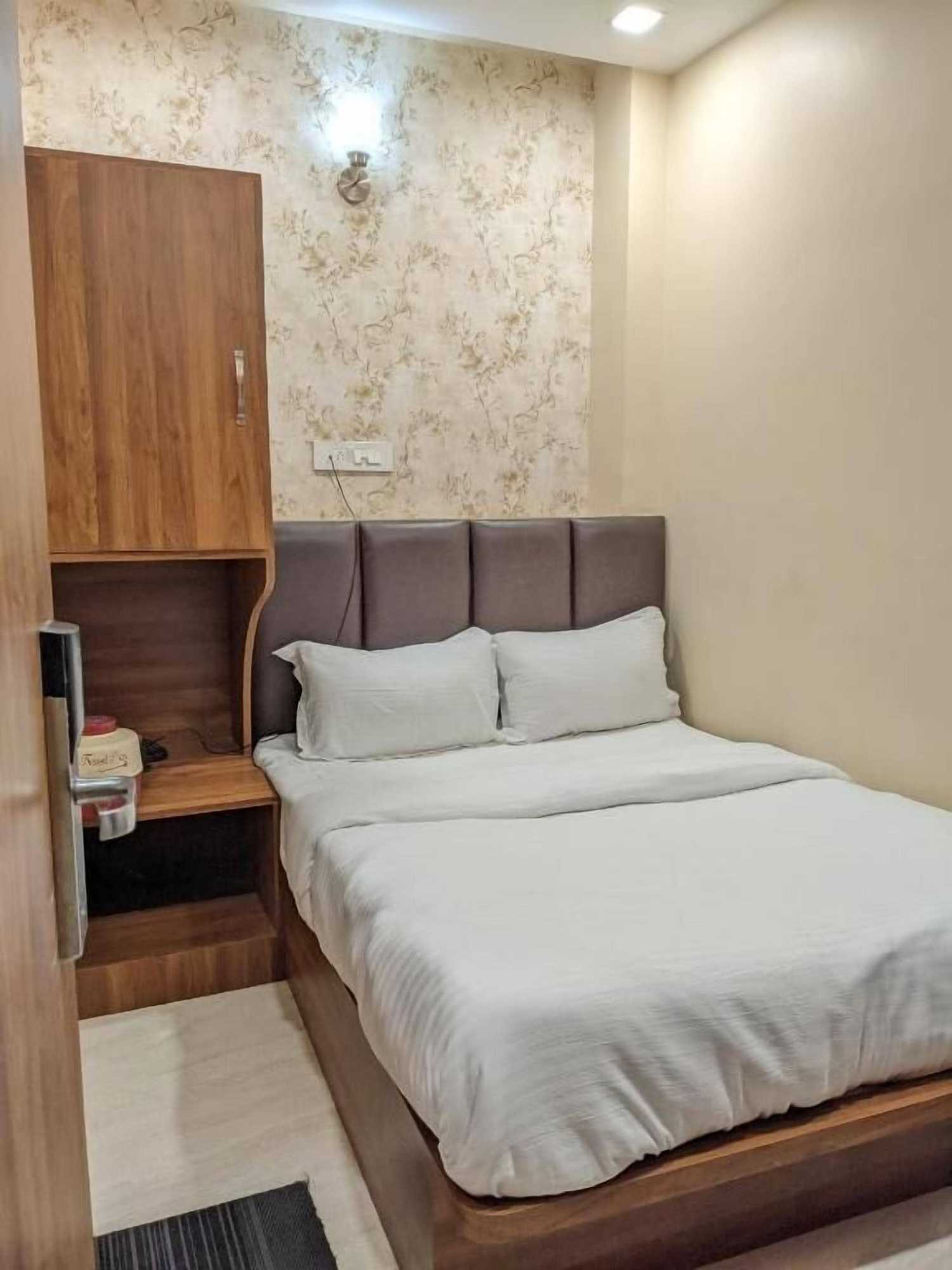 Gift card for Hotel Samrat Ajmer Gift card for Hotel Samrat Ajmer