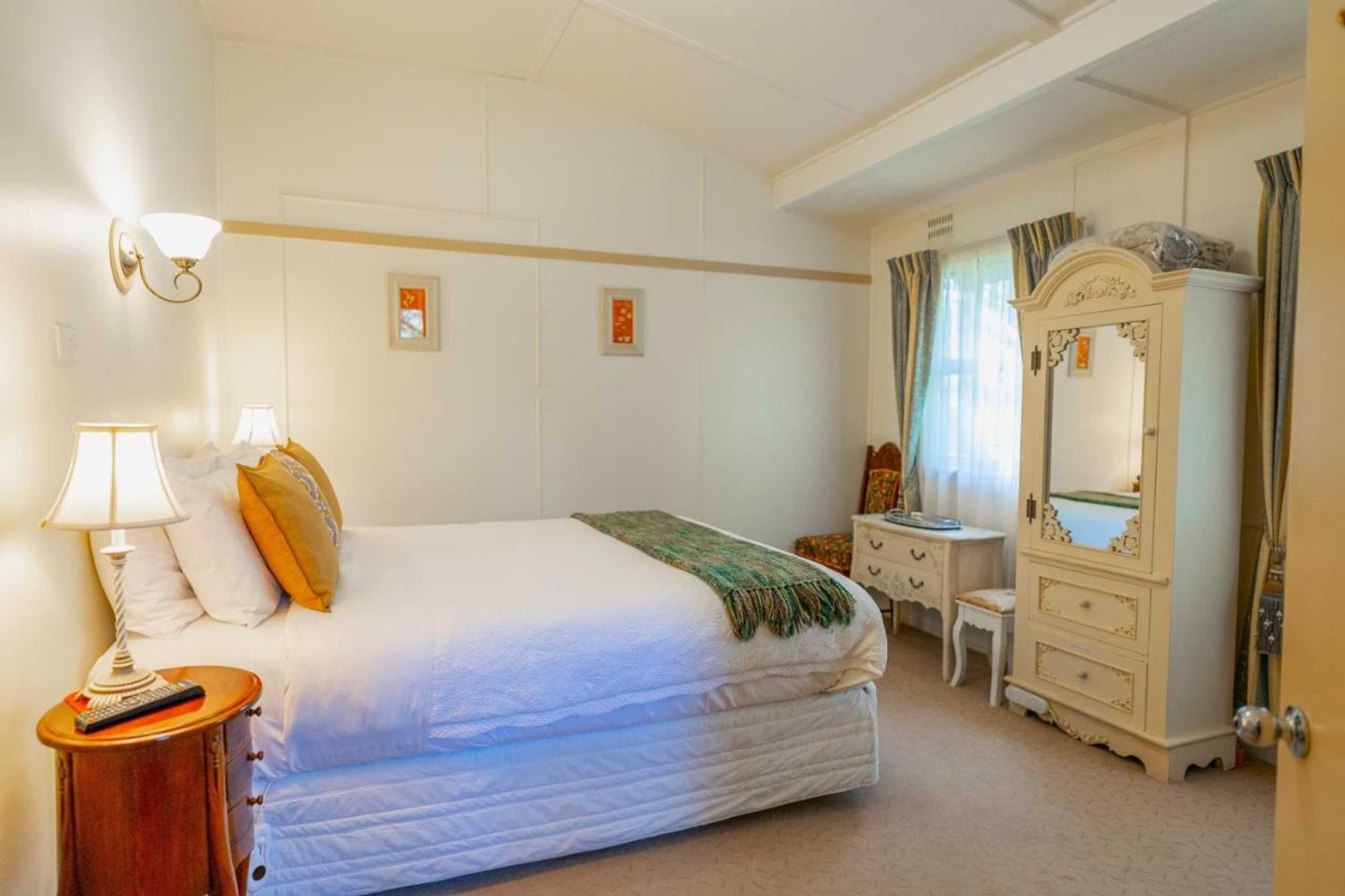 Gift card for Kubba Roonga Guesthouse - Boutique Luxury Peaceful Stay & Gardens - Breakfast Included Gift card for Kubba Roonga Guesthouse - Boutique Luxury Peaceful Stay & Gardens - Breakfast Included