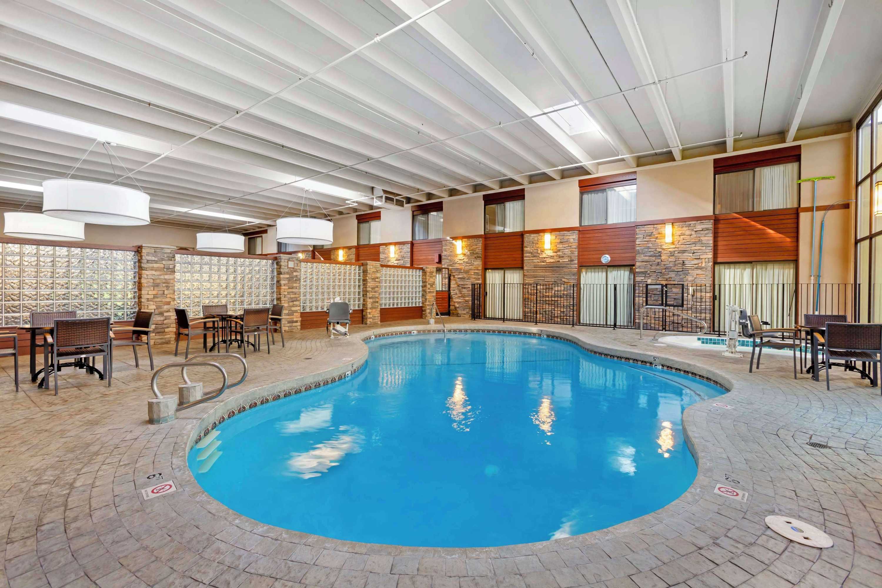 Gift card for Best Western Plus Grantree Inn Gift card for Best Western Plus Grantree Inn