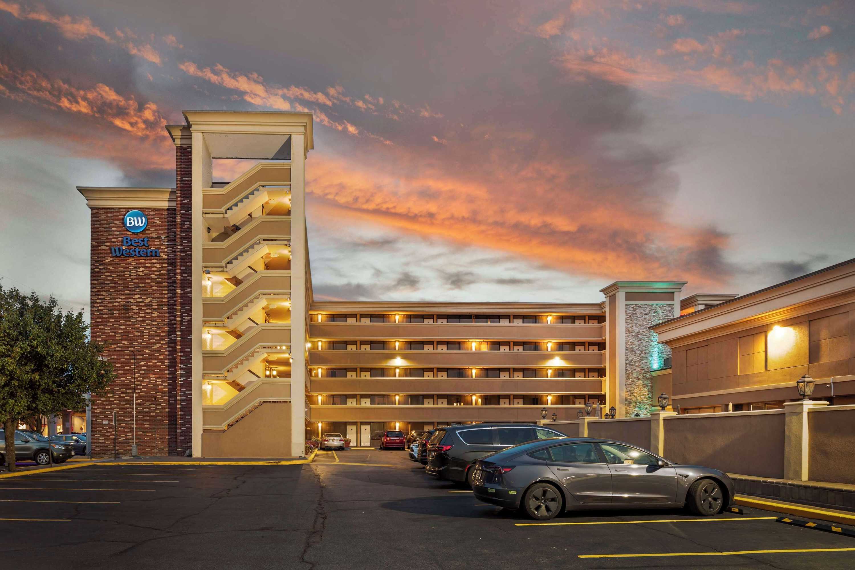 Gift card for Best Western Mill River Manor Gift card for Best Western Mill River Manor