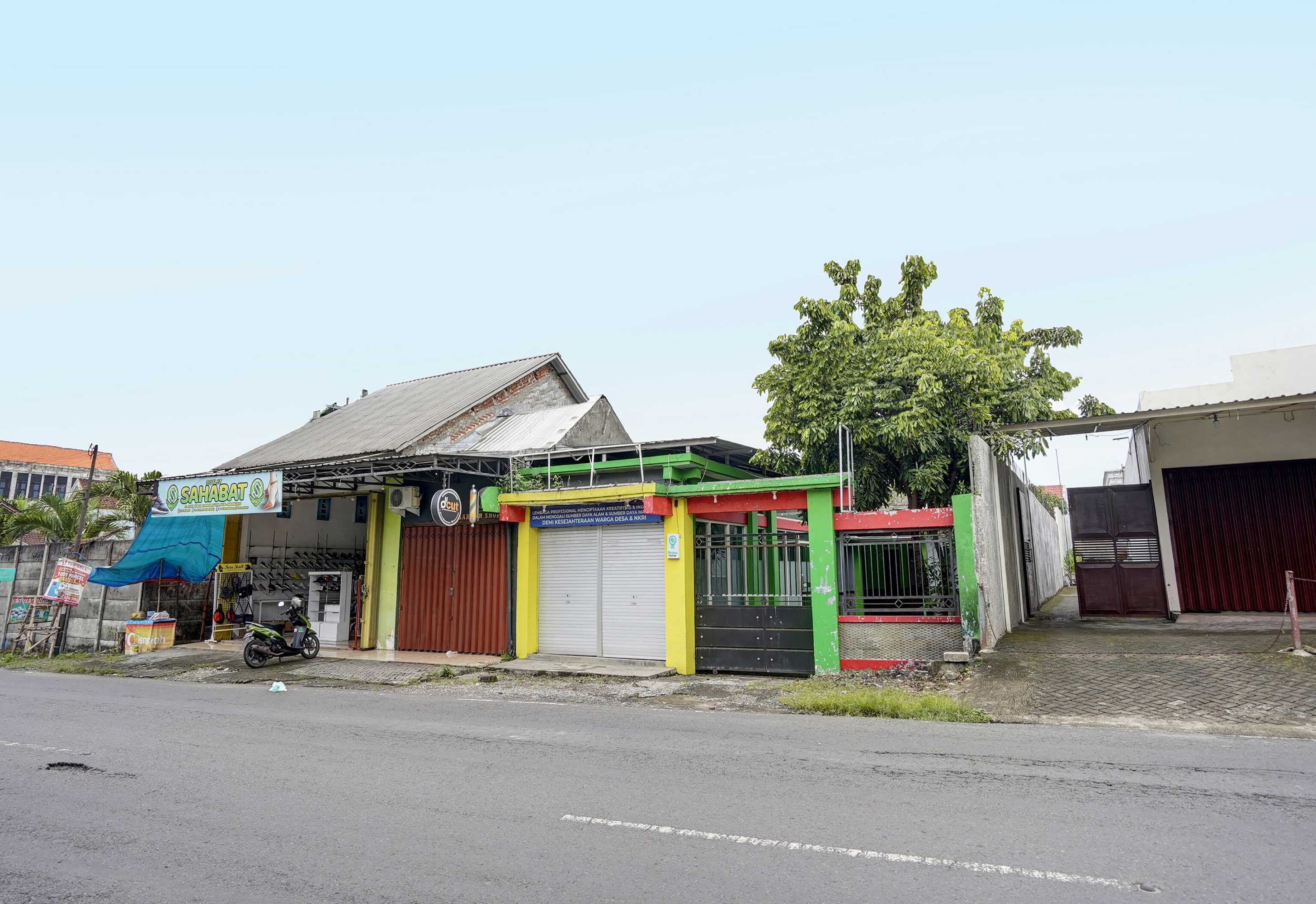 Gift card for Oyo 92086 Fun Guesthouse Syariah Gift card for Oyo 92086 Fun Guesthouse Syariah