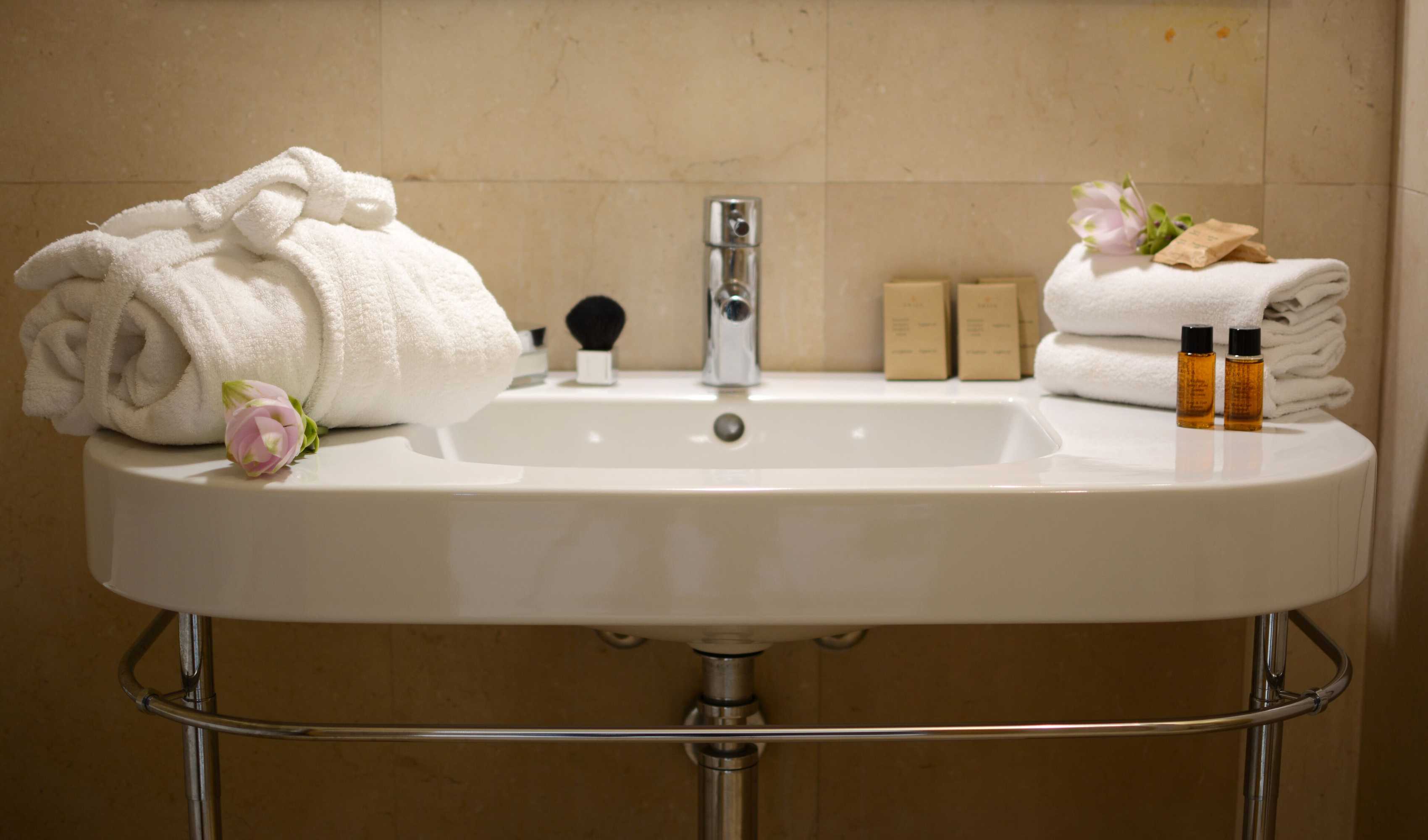 Gift card for Hotel Vittoria Resort Pool & Spa Gift card for Hotel Vittoria Resort Pool & Spa