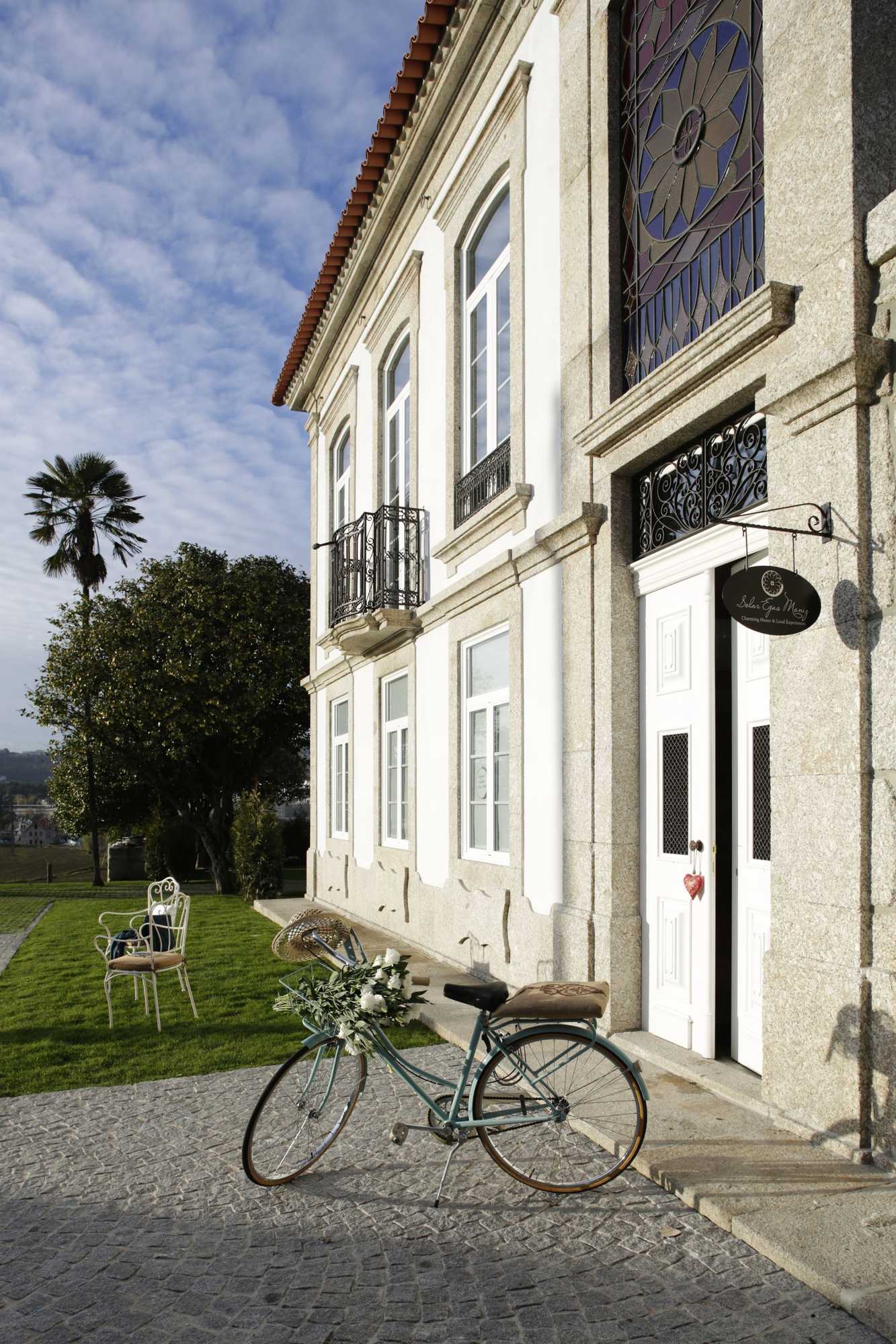 Gift card for Solar Egas Moniz Charming House & Local Experiences Gift card for Solar Egas Moniz Charming House & Local Experiences