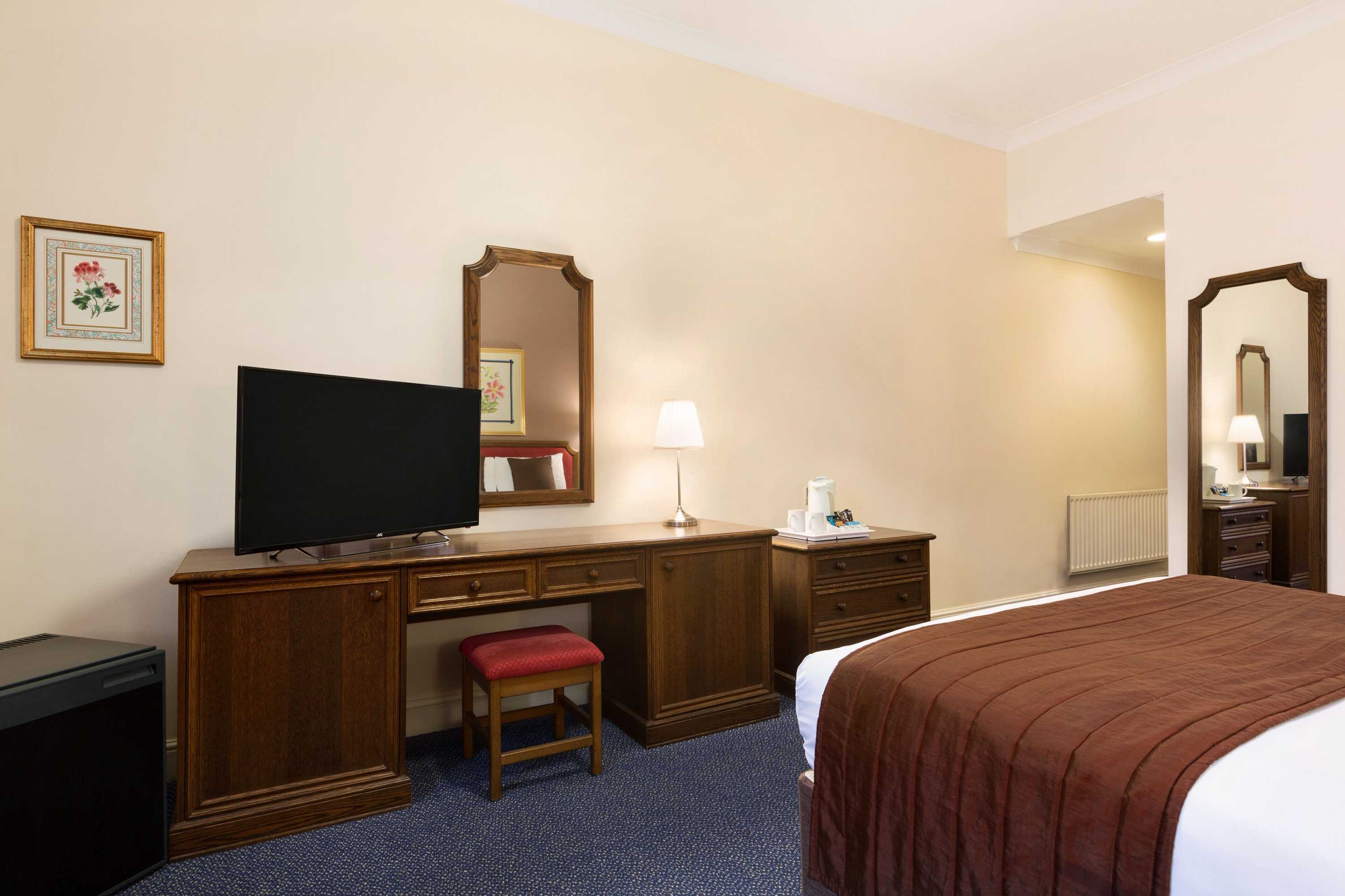 Gift card for Ramada by Wyndham Crawley Gatwick Gift card for Ramada by Wyndham Crawley Gatwick