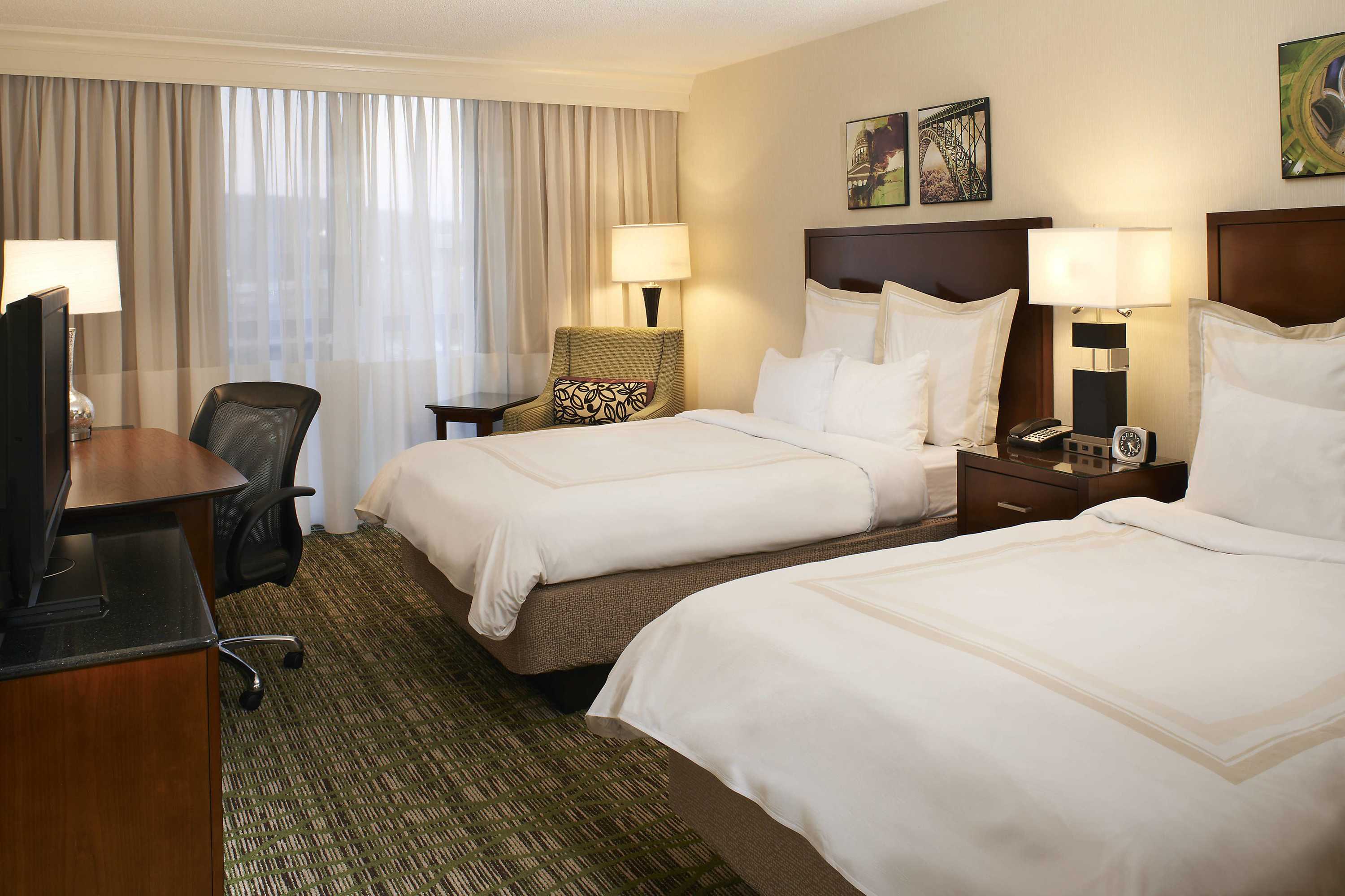 Gift card for Charleston Marriott Town Center Gift card for Charleston Marriott Town Center