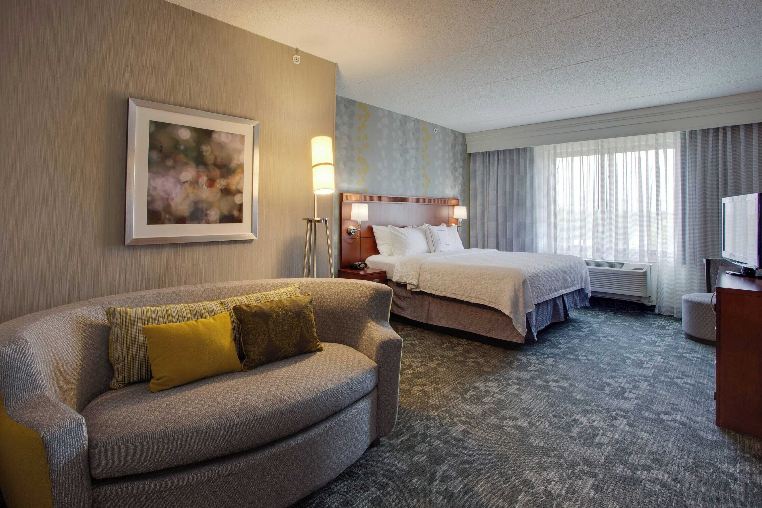 Gift card for Courtyard by Marriott Republic Aprt Long Island/farmingdale Gift card for Courtyard by Marriott Republic Aprt Long Island/farmingdale