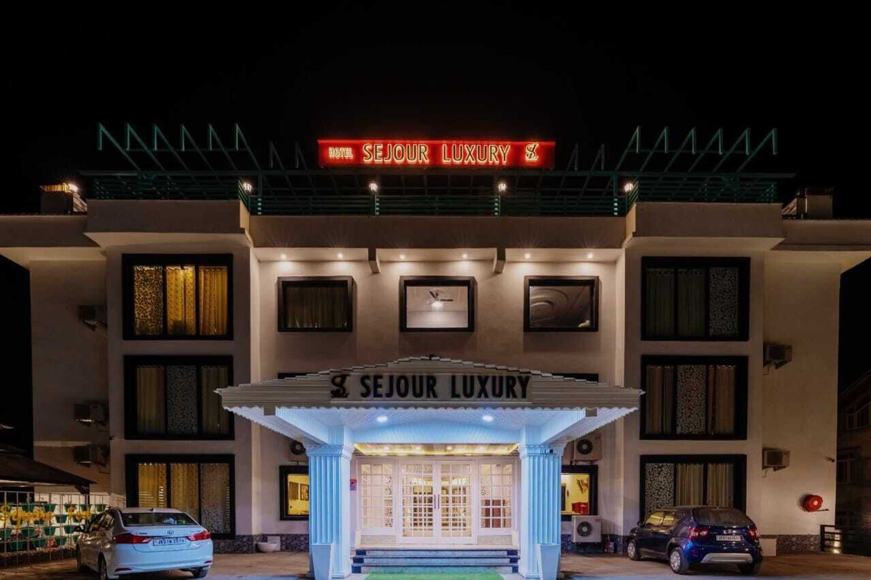 Gift card for Hotel Sejour Luxury Srinagar Gift card for Hotel Sejour Luxury Srinagar