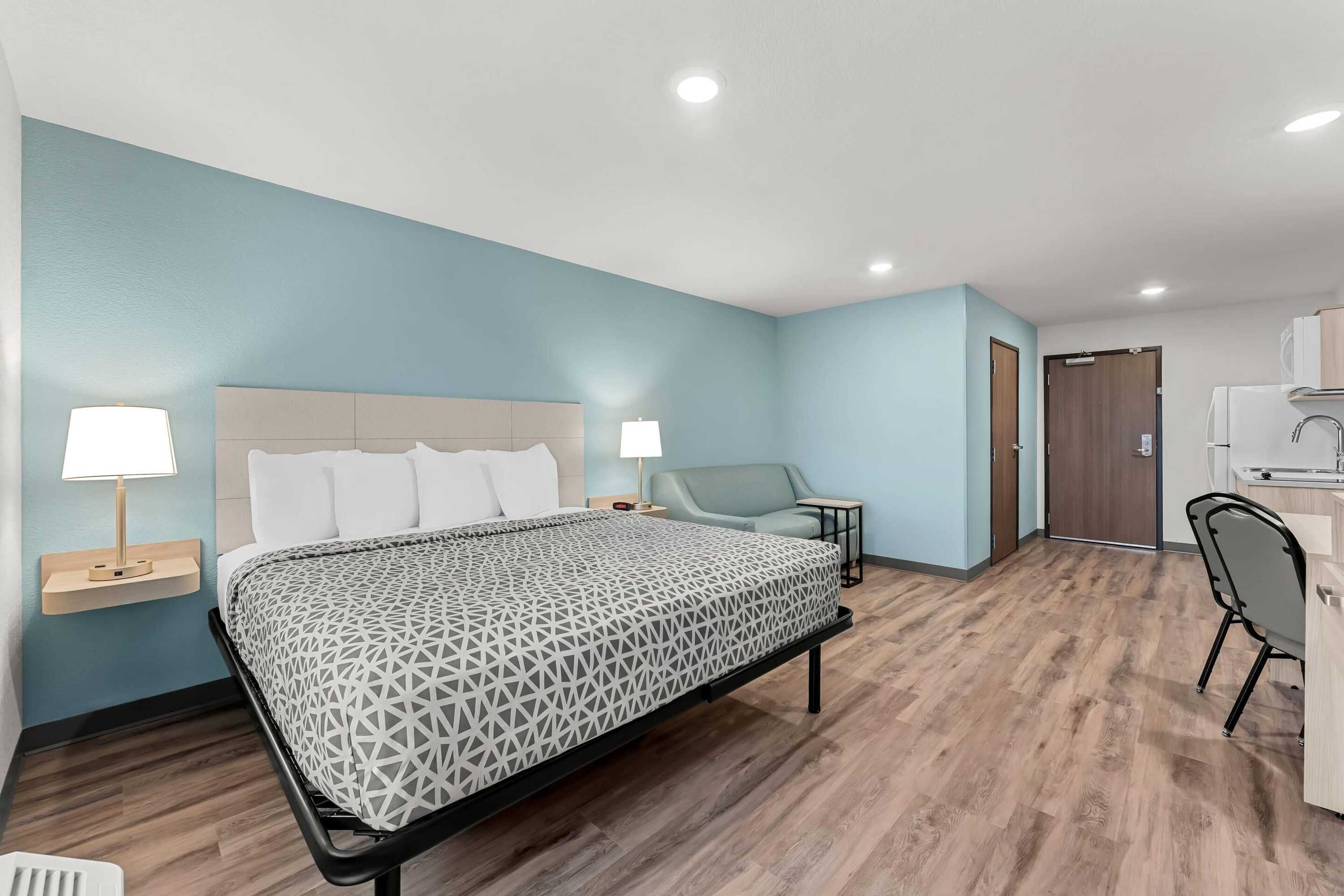Gift card for Woodspring Suites Wilmington Riverfront