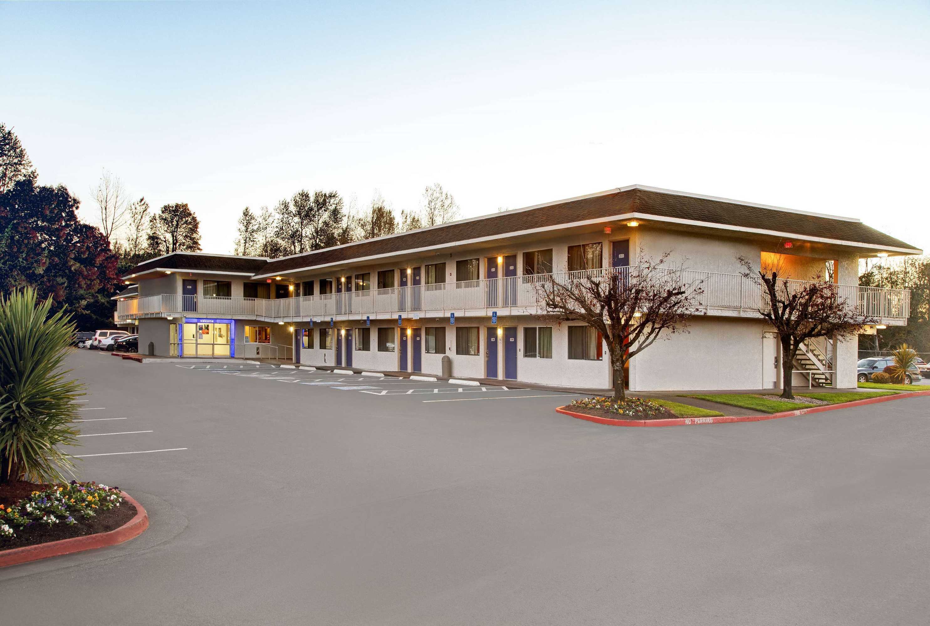 Gift card for Motel 6 Troutdale, OR - Portland East