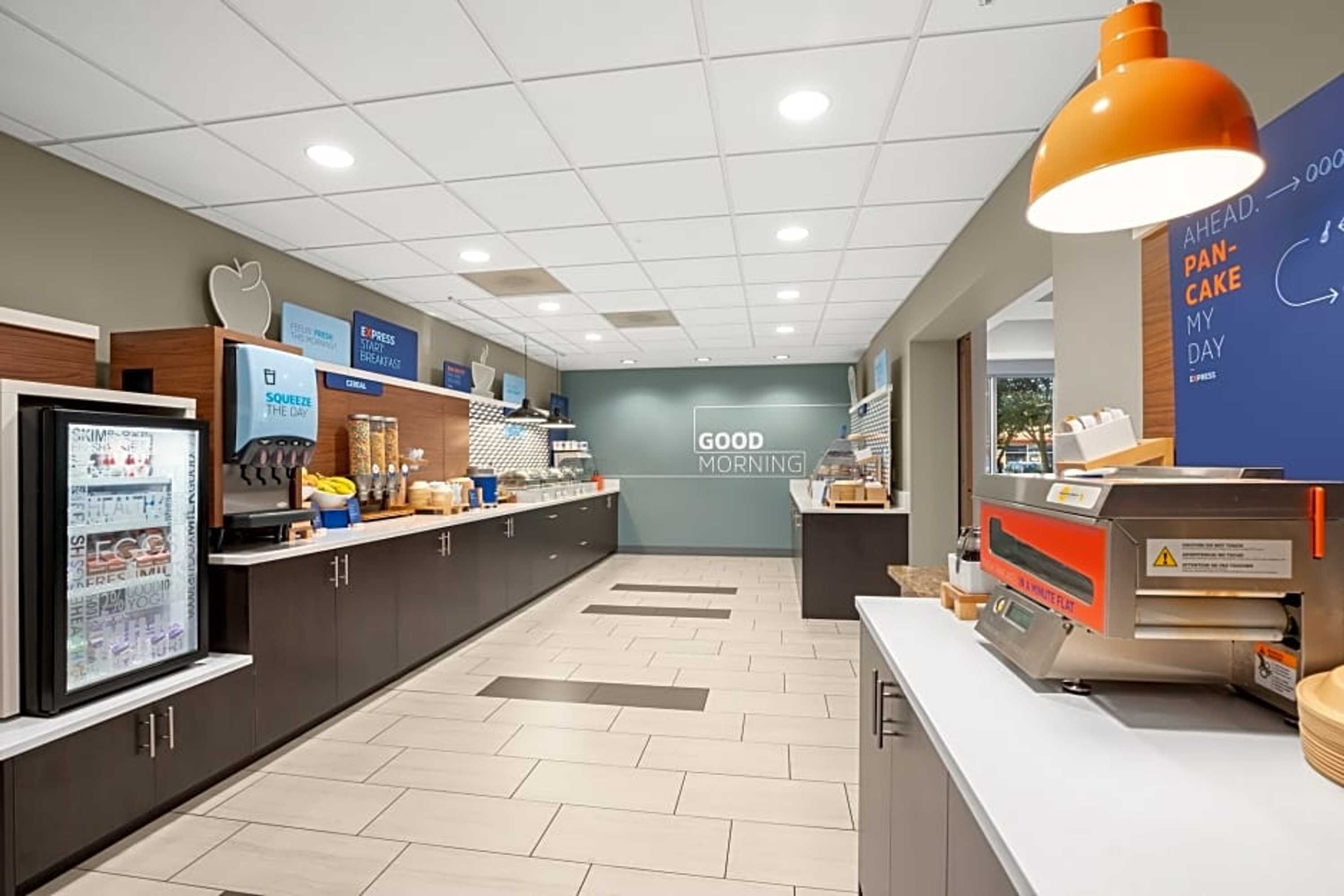Gift card for Holiday Inn Express & Suites Marysville by Ihg Gift card for Holiday Inn Express & Suites Marysville by Ihg