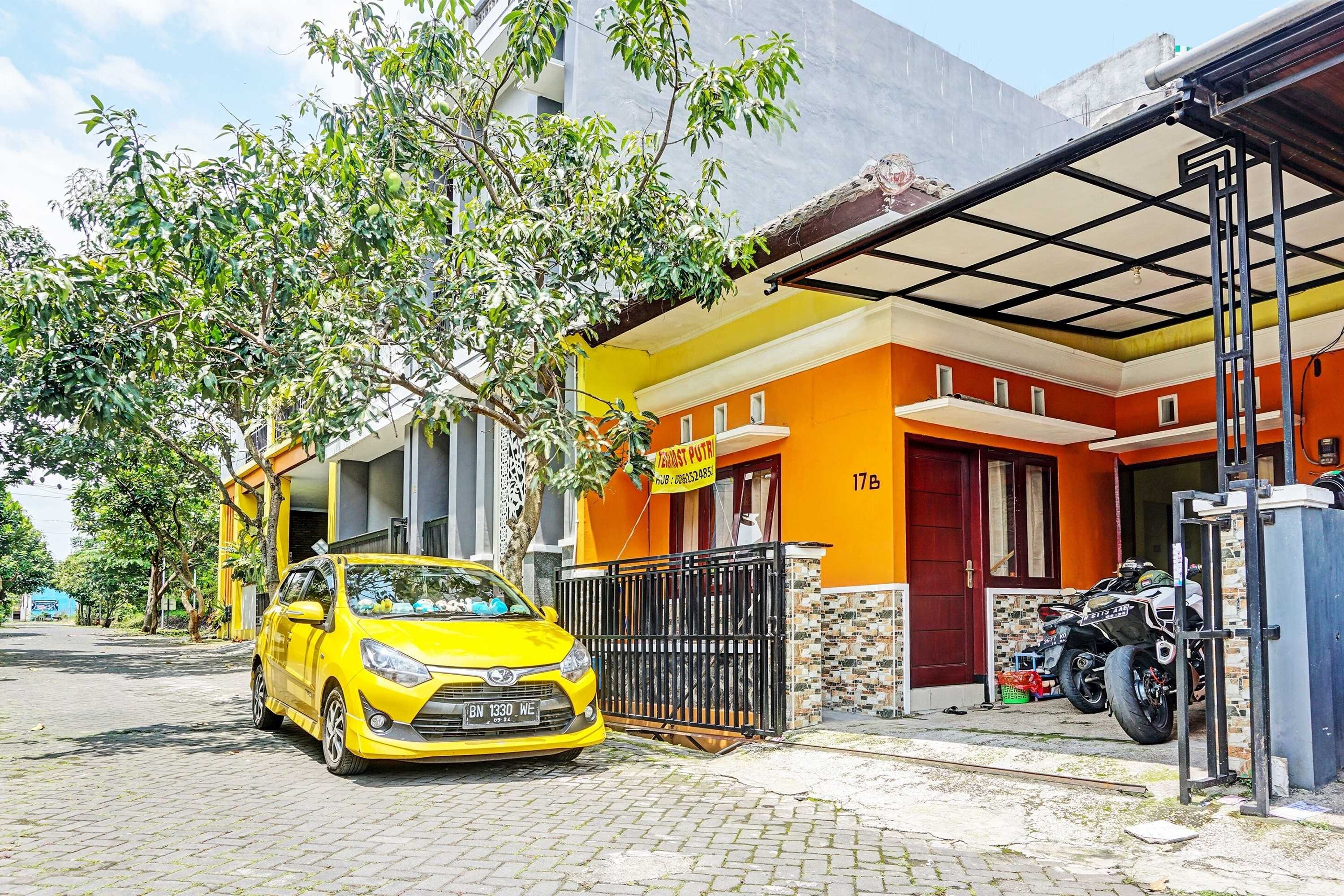 Gift card for Oyo Life 91931 Permata Brantas Syariah Homestay Gift card for Oyo Life 91931 Permata Brantas Syariah Homestay