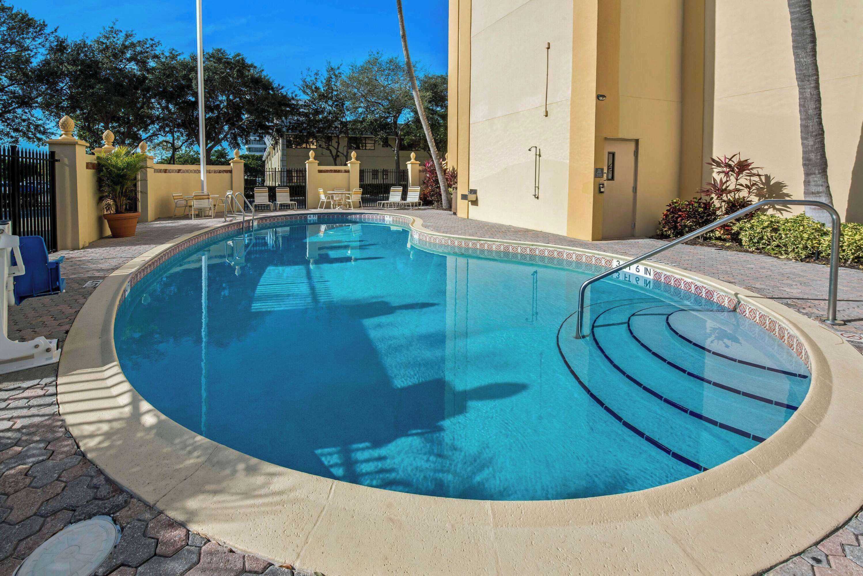 Gift card for La Quinta Inn & Suites by Wyndham West Palm Beach Airport Gift card for La Quinta Inn & Suites by Wyndham West Palm Beach Airport