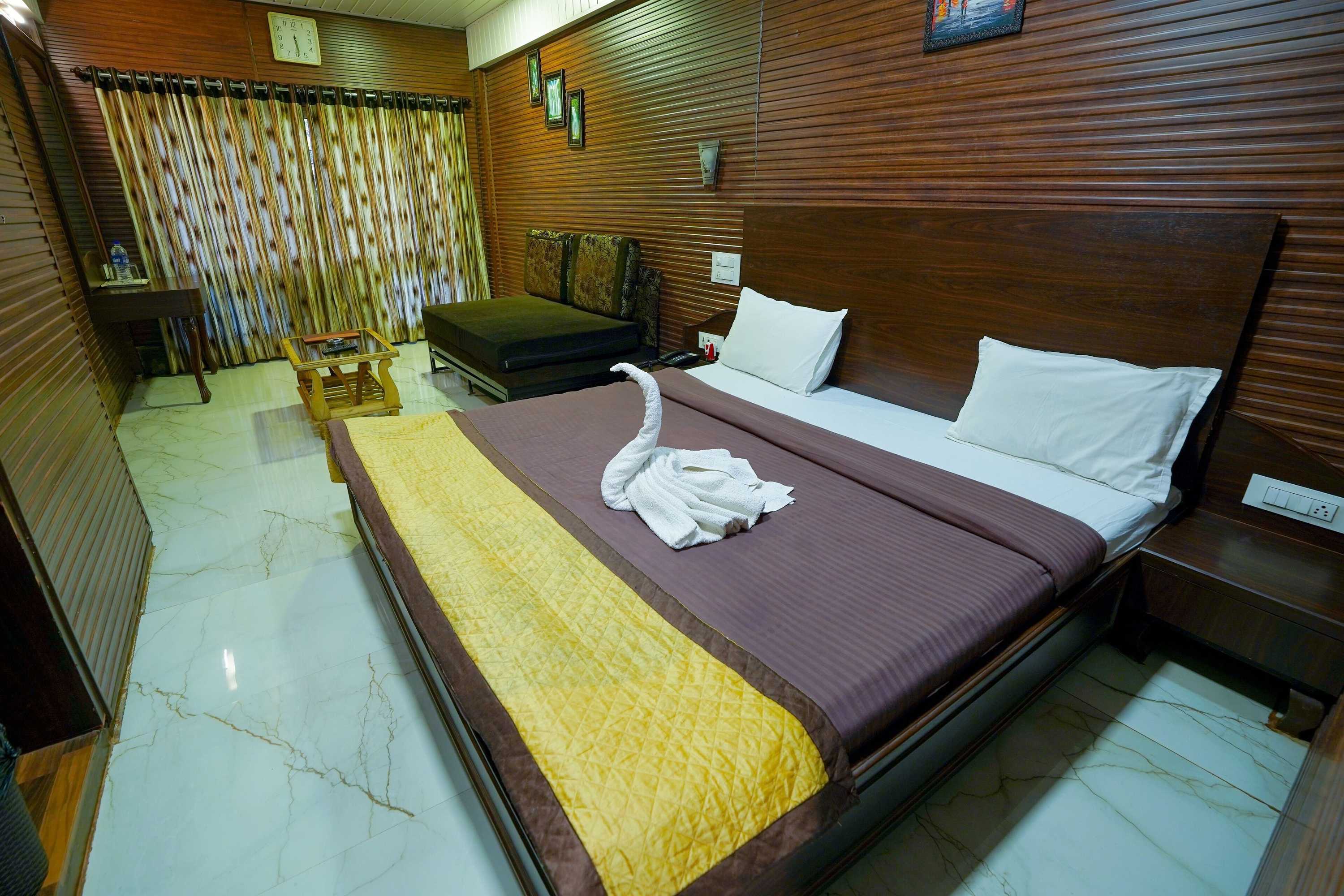 Gift card for Hotel Kumar Plaza Gift card for Hotel Kumar Plaza