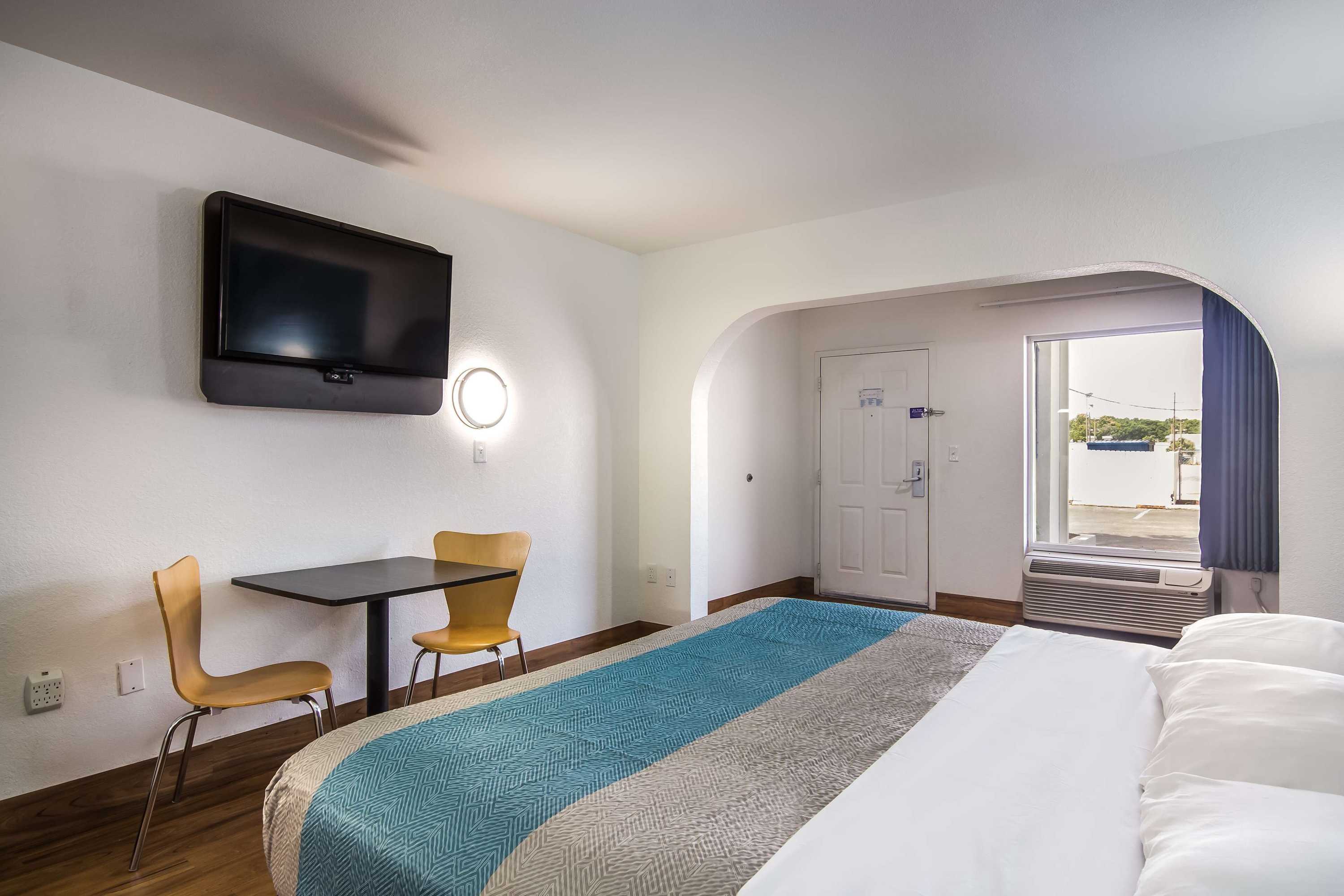 Gift card for Motel 6 Pensacola, FL - Nas Gift card for Motel 6 Pensacola, FL - Nas
