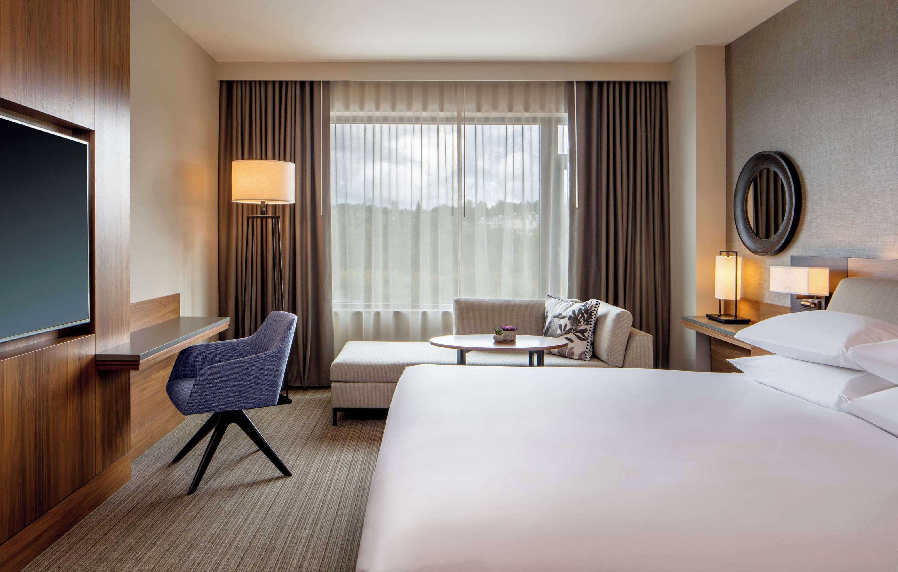 Gift card for Hyatt Regency Lake Washington at Seattle’s Southport Gift card for Hyatt Regency Lake Washington at Seattle’s Southport
