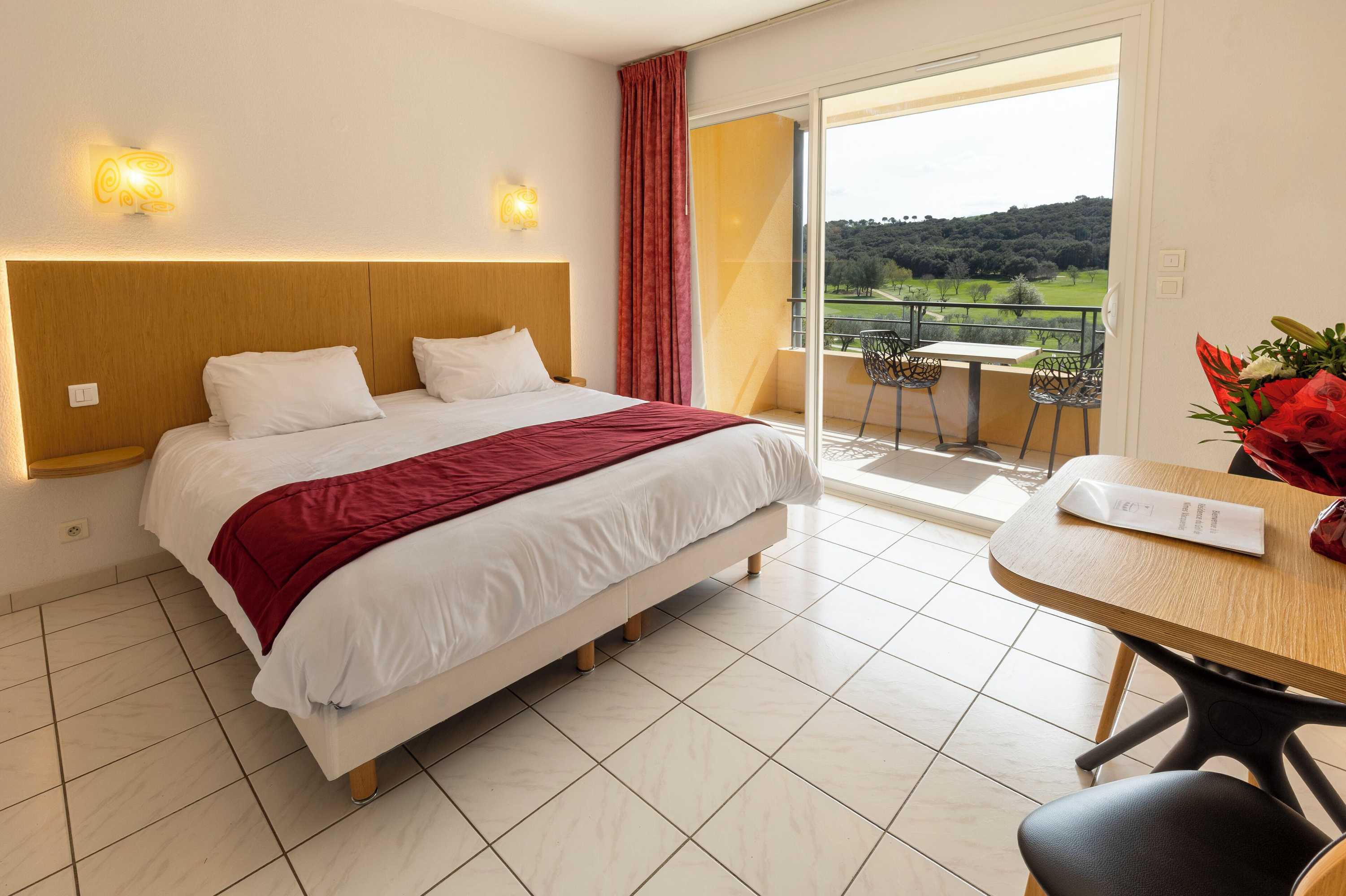 Gift card for Golf & Residence de Nimes Vacquerolles Gift card for Golf & Residence de Nimes Vacquerolles