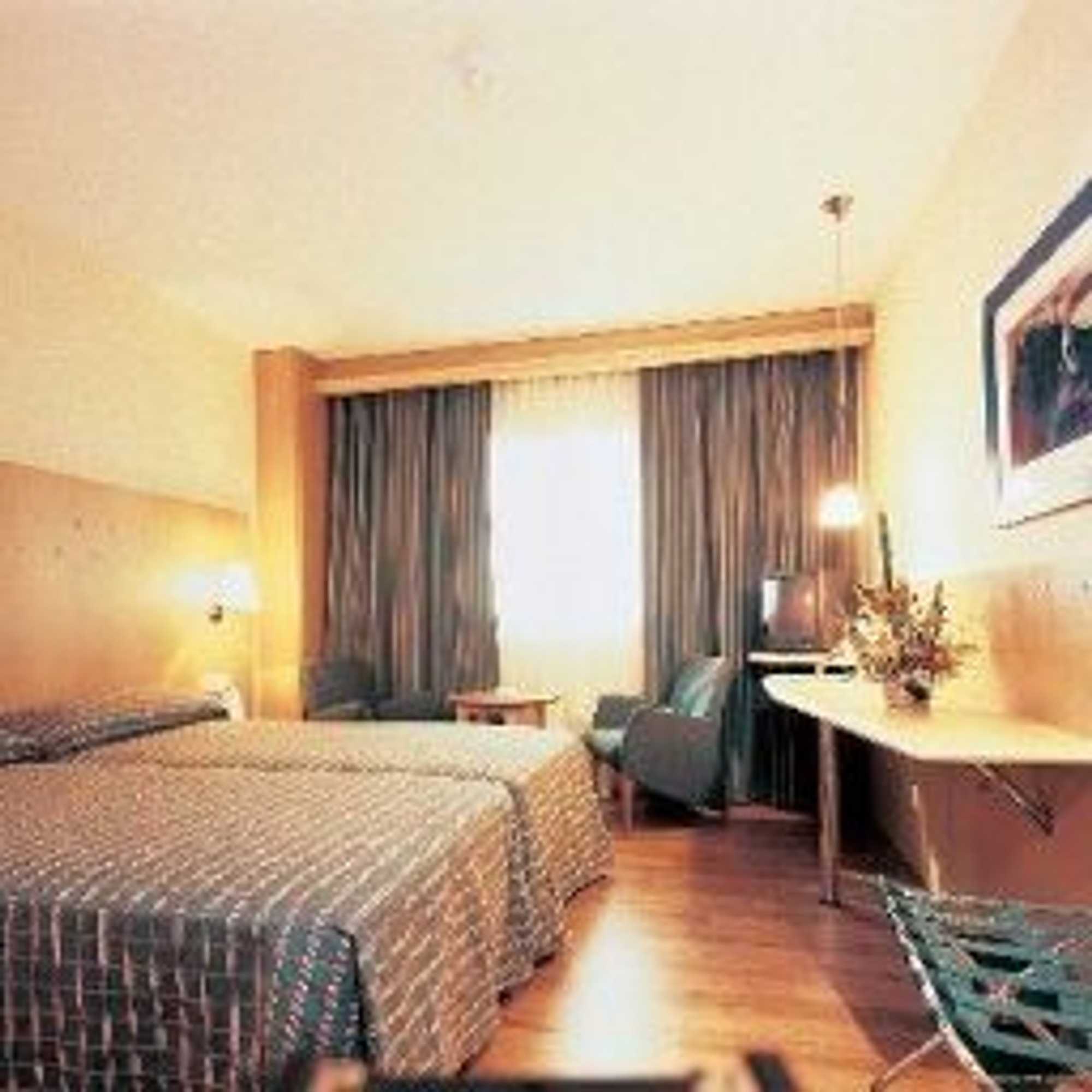 Gift card for Hotel Puerta Santander Gift card for Hotel Puerta Santander