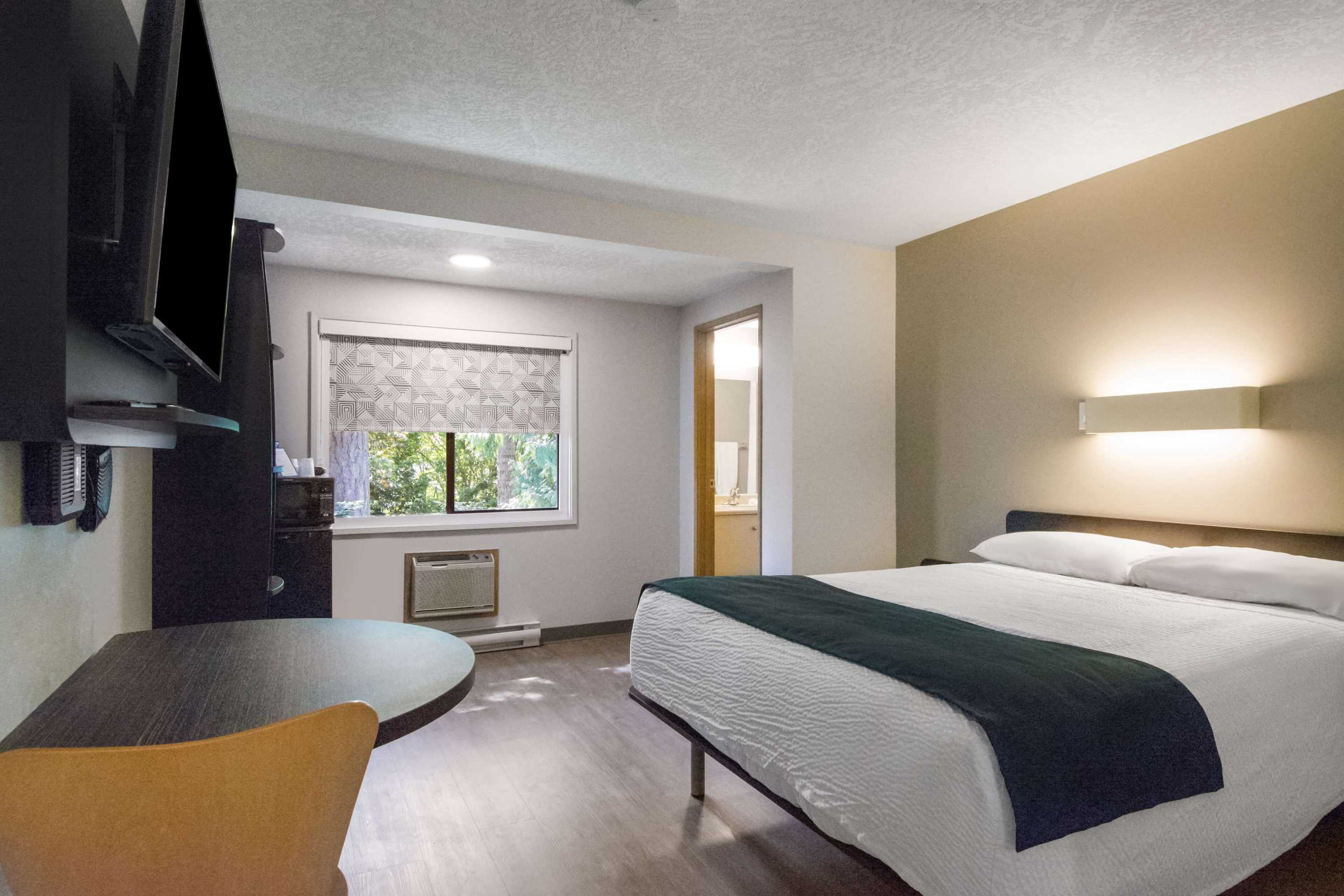 Gift card for Motel 6 Saanichton, BC - Victoria Airport Gift card for Motel 6 Saanichton, BC - Victoria Airport