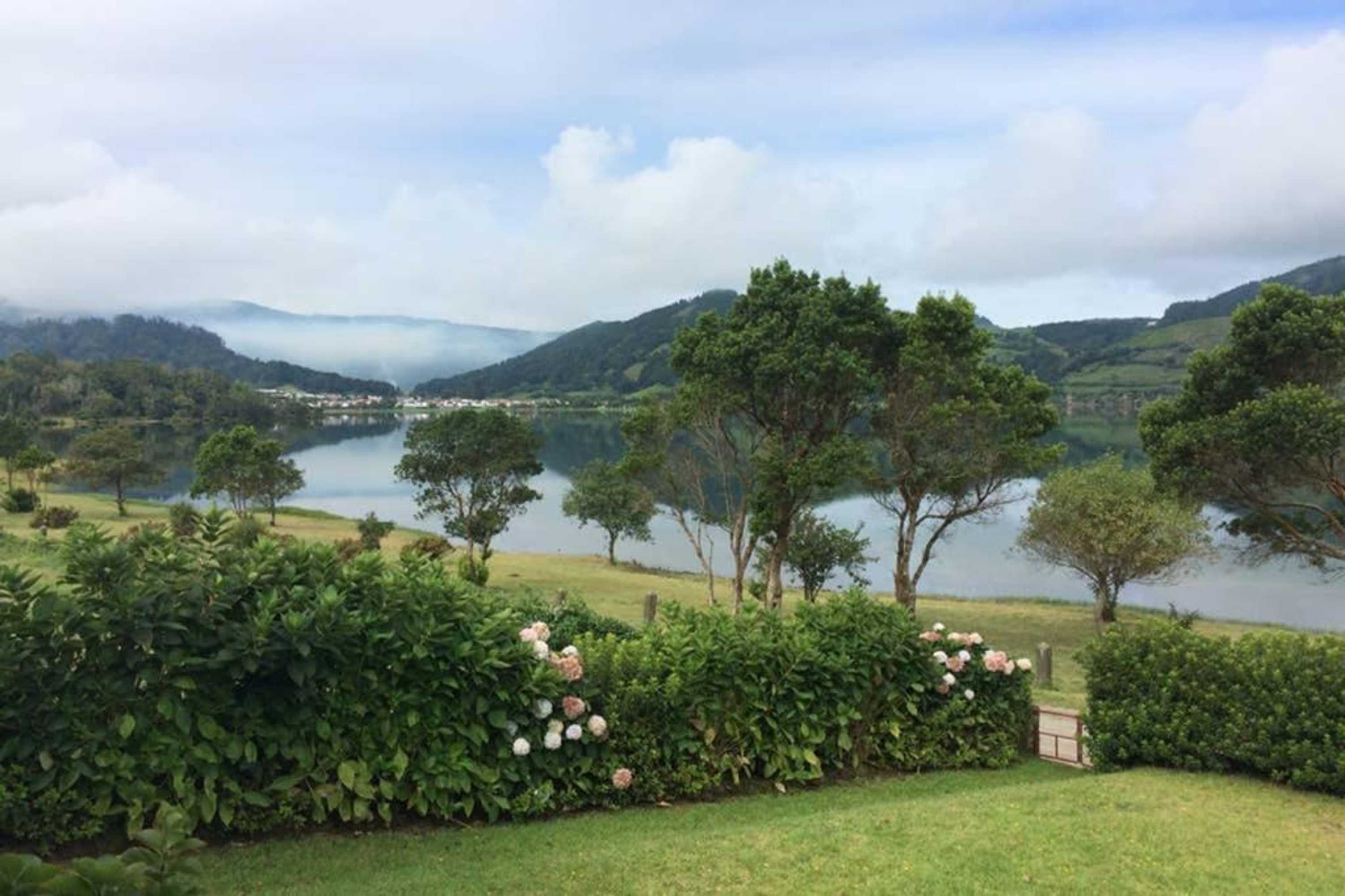 Gift card for Lake Cottage - Panoramic Views 7 Cidades