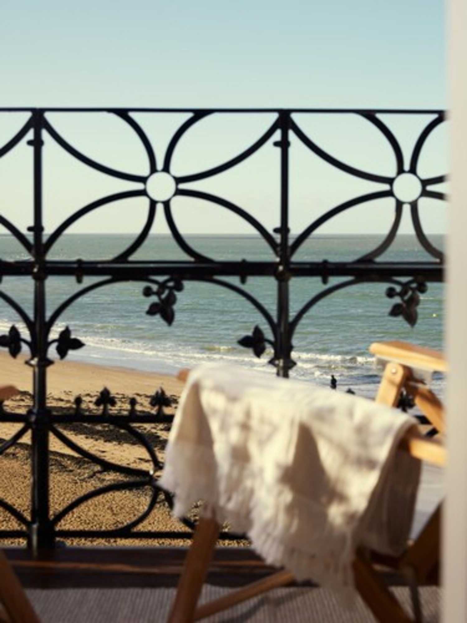 Gift card for No 42 by Guesthouse, Margate Gift card for No 42 by Guesthouse, Margate