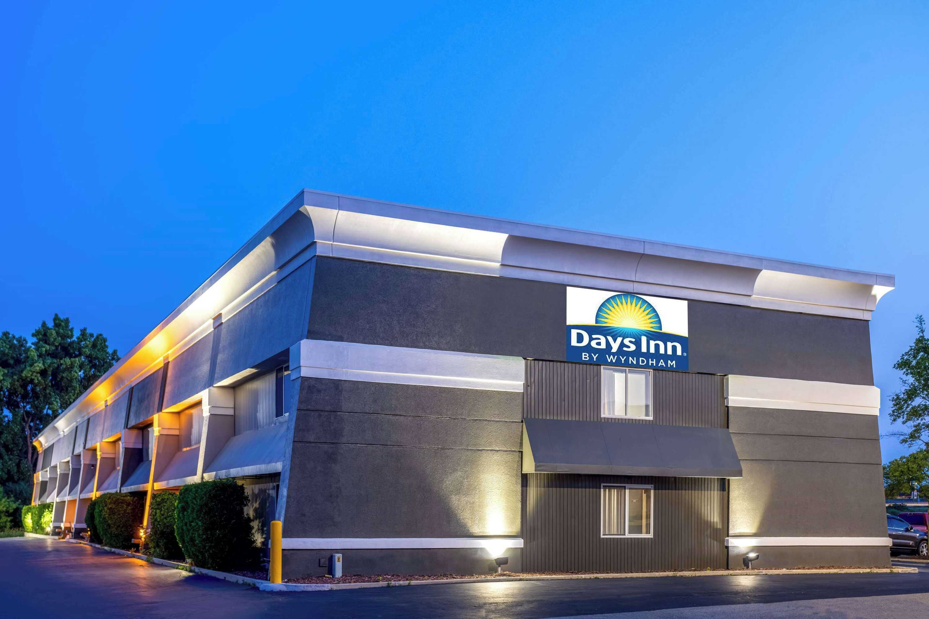 Gift card for Days Inn by Wyndham Pleasant Prairie Kenosha