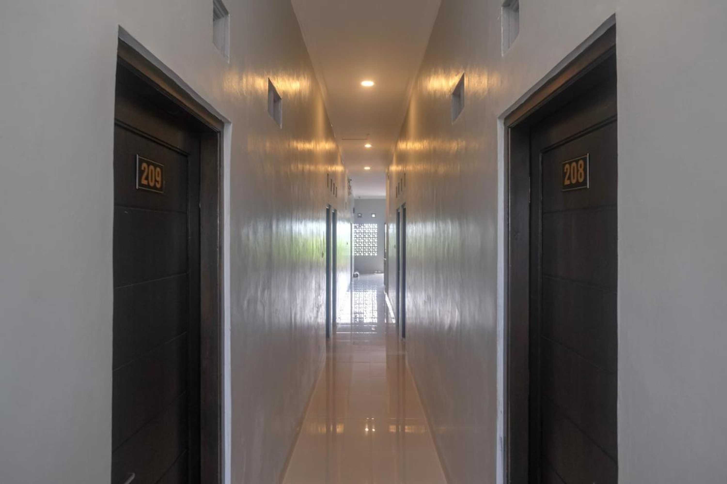 Gift card for Reddoorz Near Dr Oen Solo Baru Hospital Gift card for Reddoorz Near Dr Oen Solo Baru Hospital