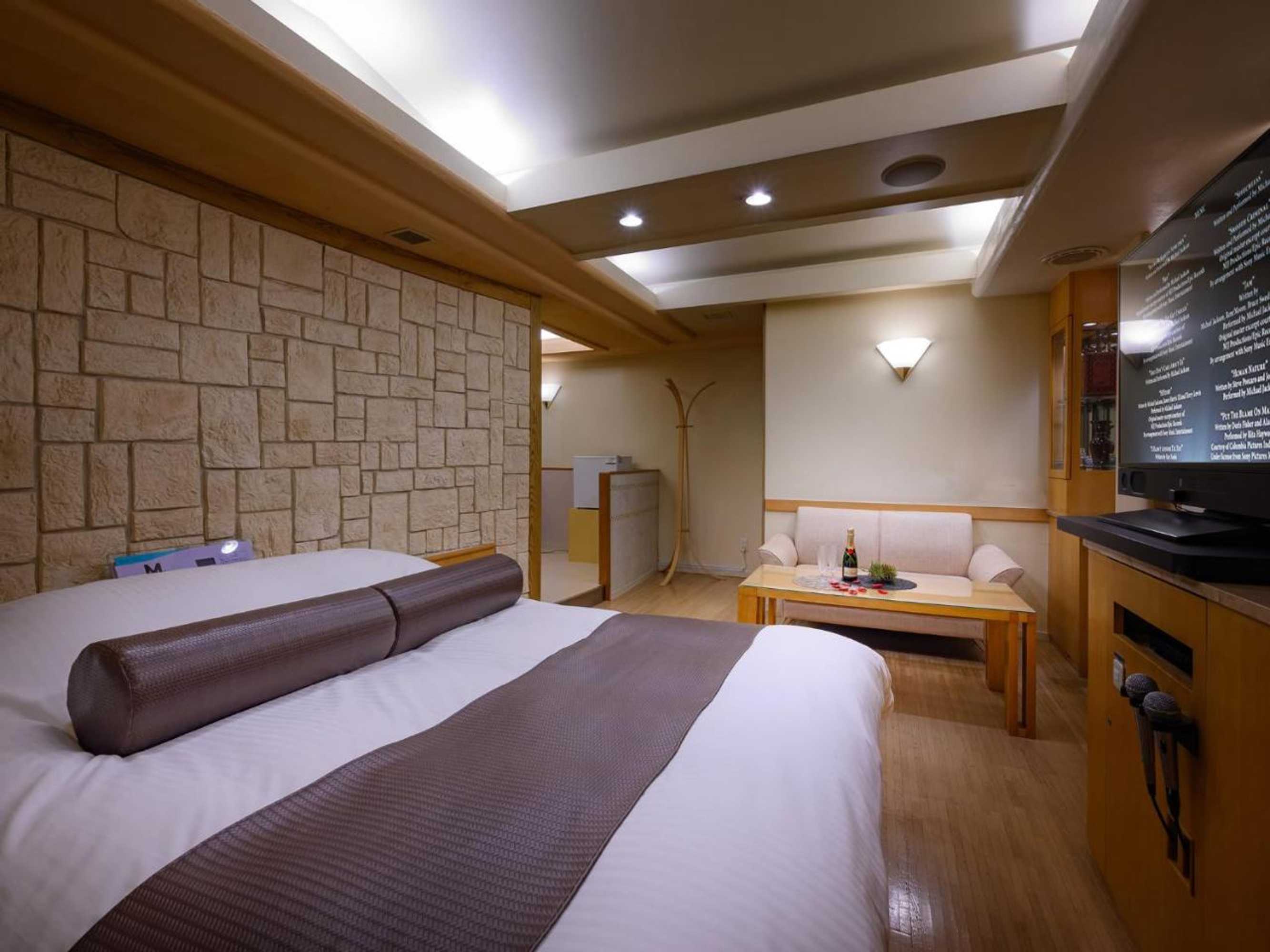 Gift card for Water Hotel Mw (love Hotel)
