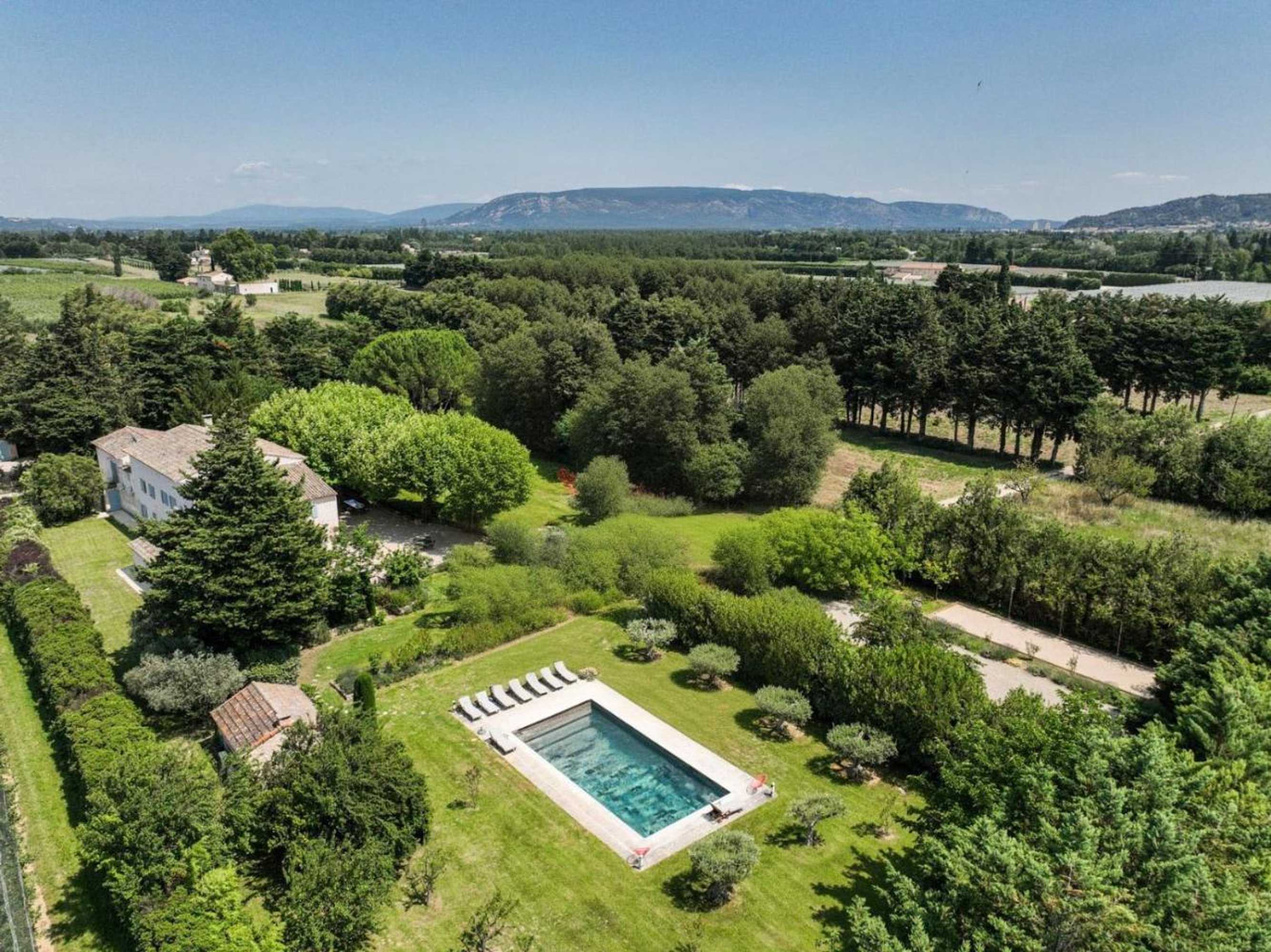 Gift card for Typical Provençal Farm House Close to L'isle Sur la Sorgue - 12 Persons Gift card for Typical Provençal Farm House Close to L'isle Sur la Sorgue - 12 Persons
