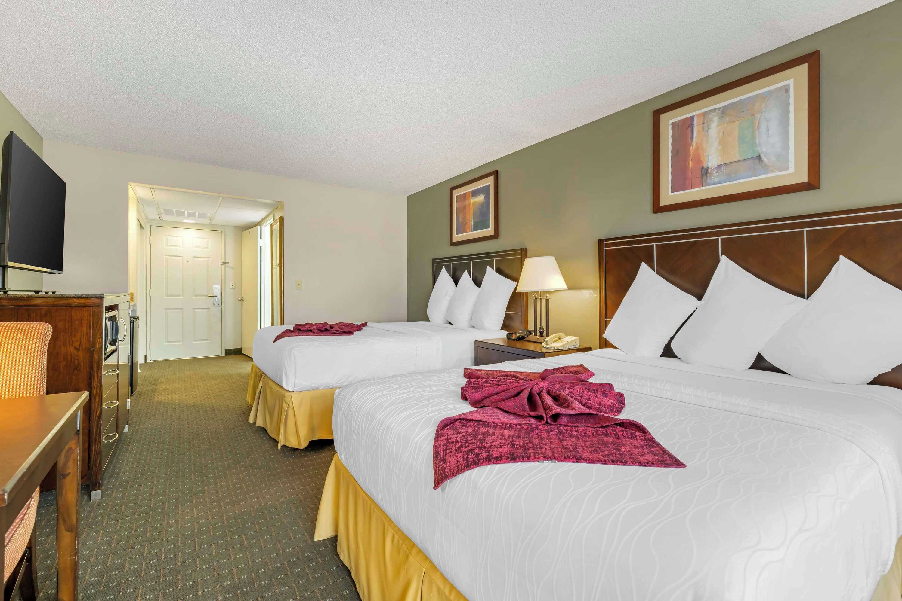 Gift card for Best Western Plus Palm Desert Resort Gift card for Best Western Plus Palm Desert Resort
