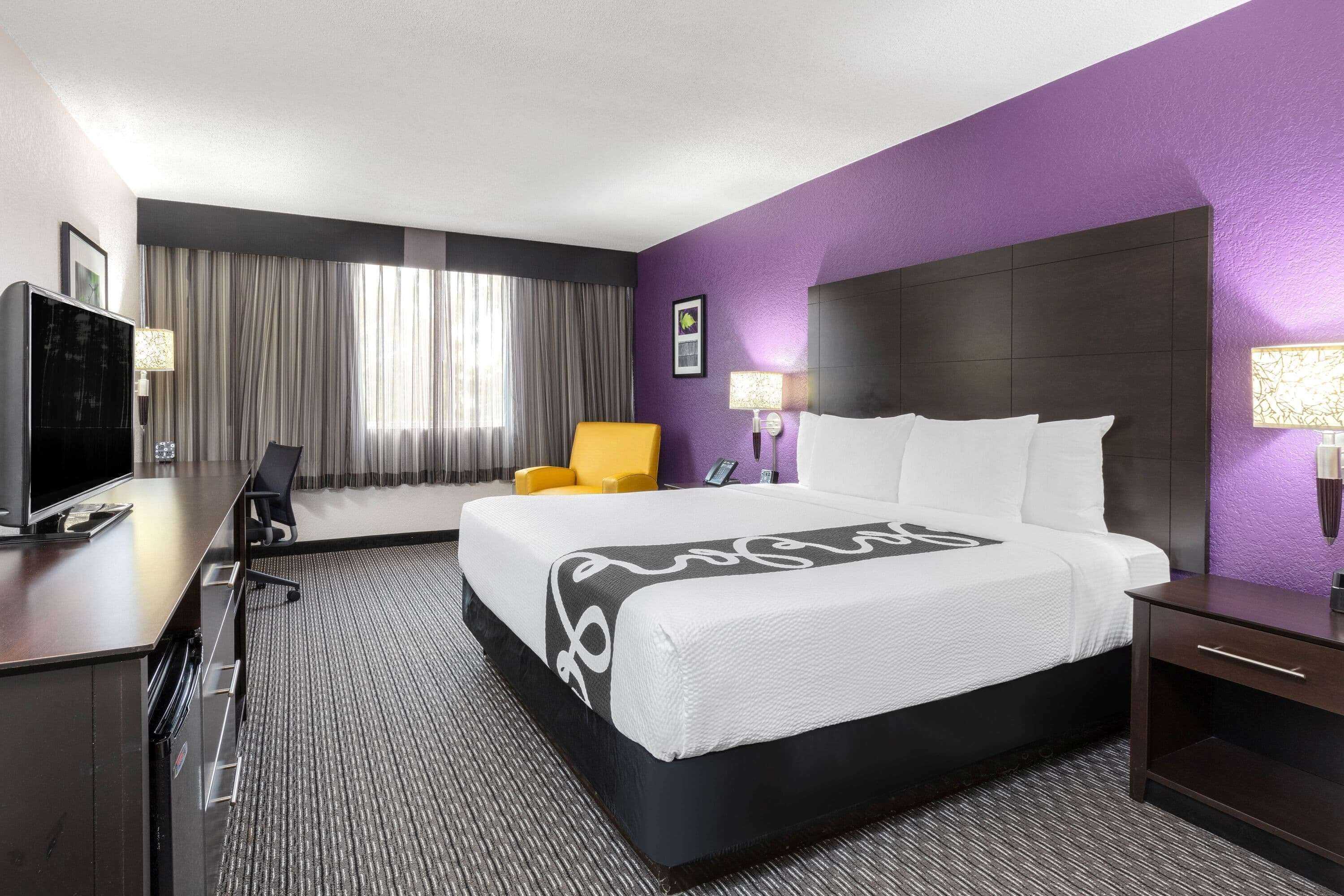 Gift card for La Quinta Inn & Suites by Wyndham Clifton/rutherford Gift card for La Quinta Inn & Suites by Wyndham Clifton/rutherford