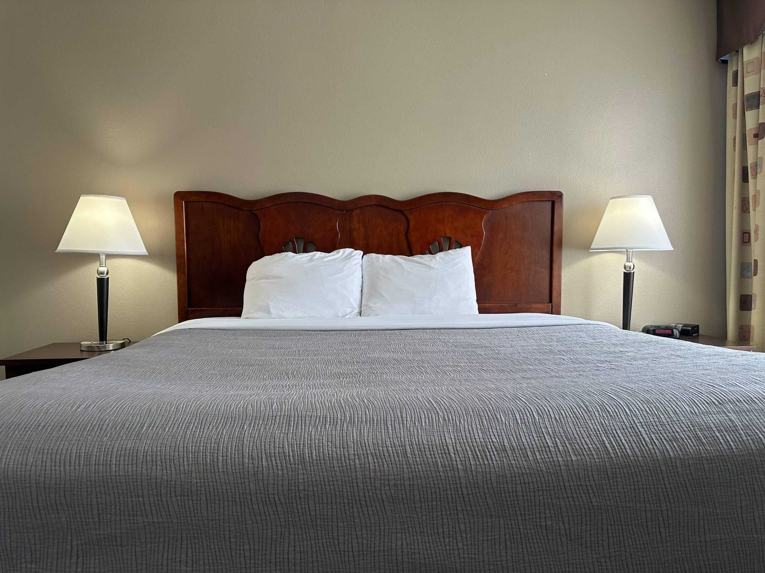 Gift card for Quality Inn & Suites Everett