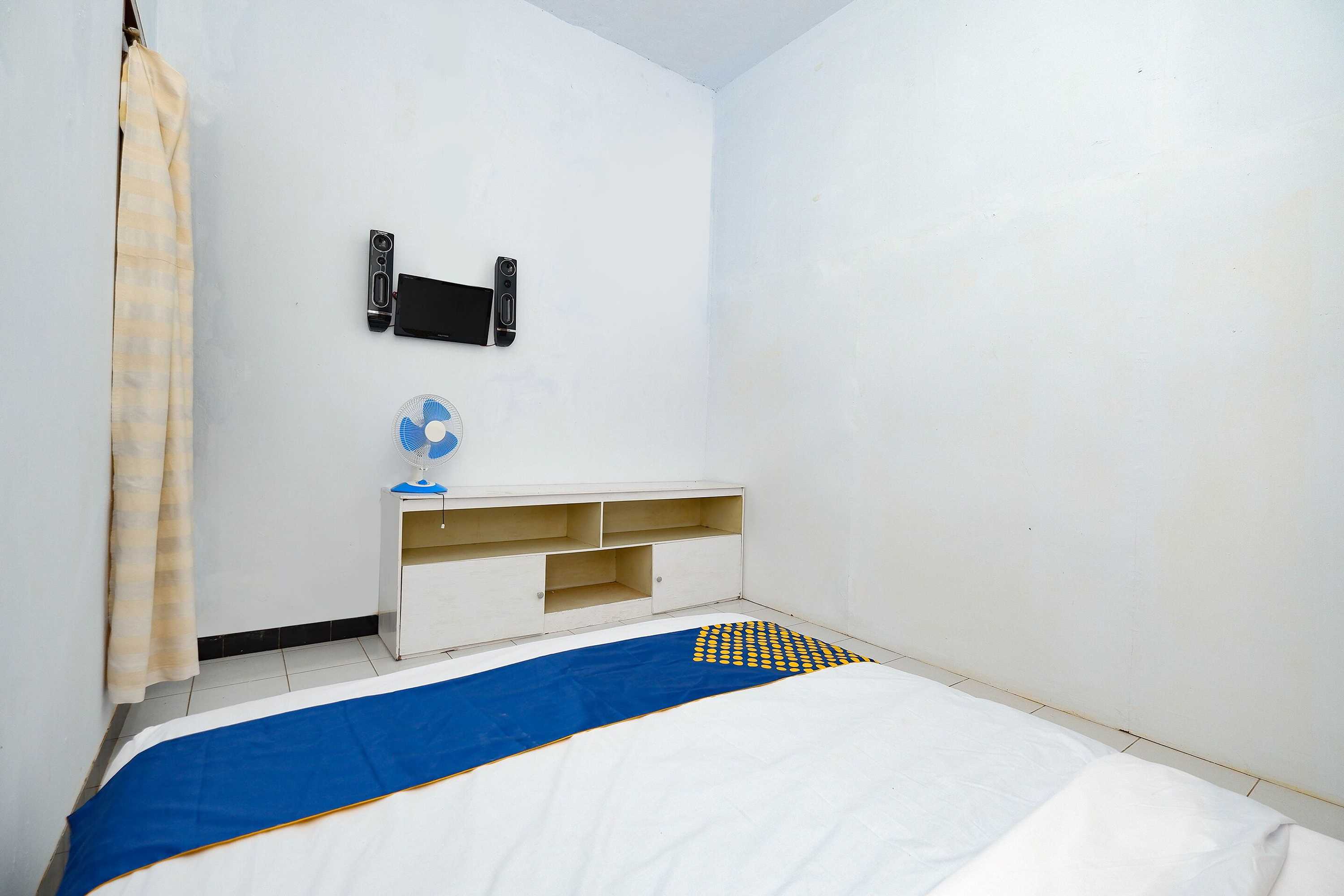 Gift card for Oyo 2240 Simpang Tujuh Residence Gift card for Oyo 2240 Simpang Tujuh Residence
