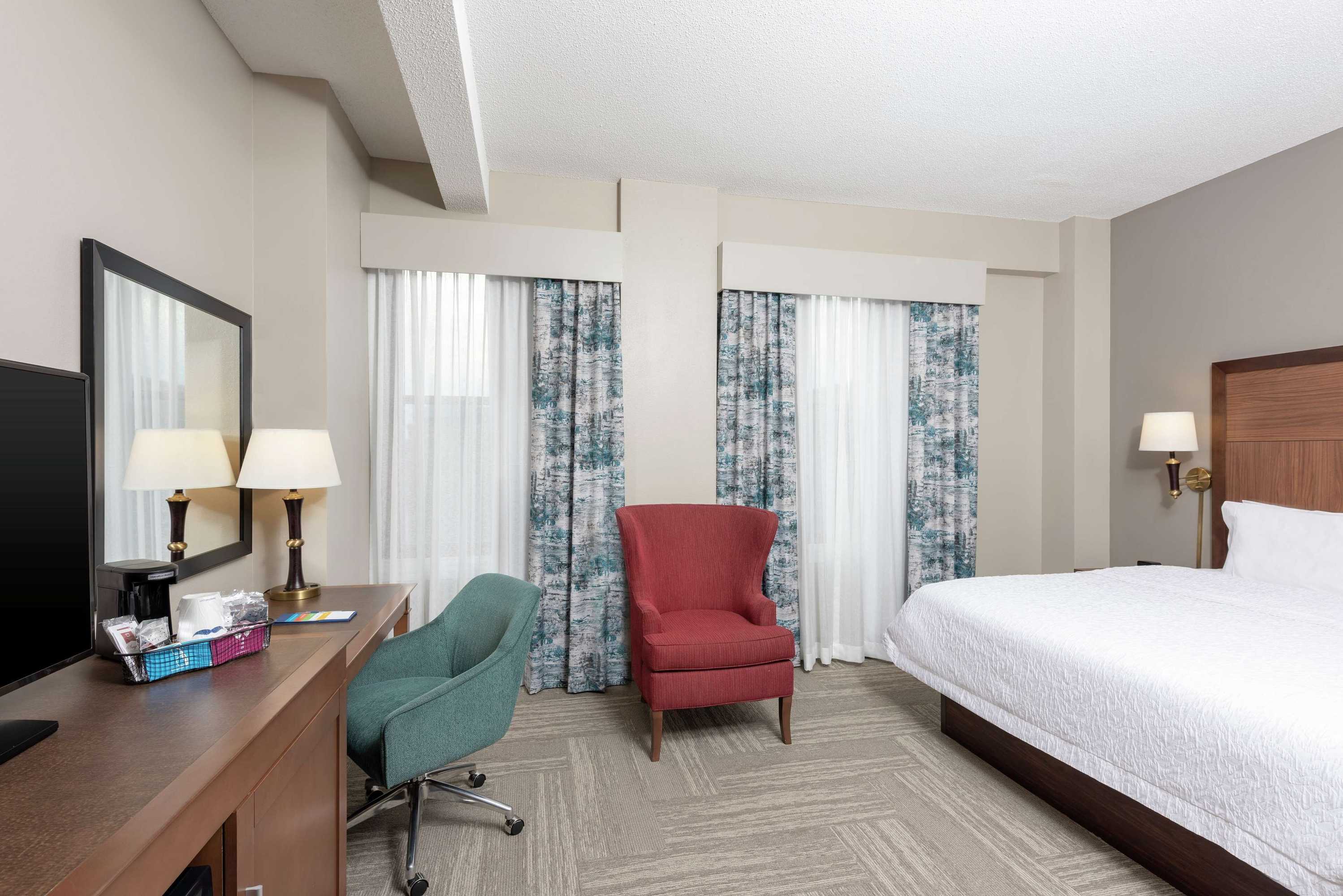 Gift card for Hampton Inn Indianapolis Downtown Across From Circle Centre Gift card for Hampton Inn Indianapolis Downtown Across From Circle Centre