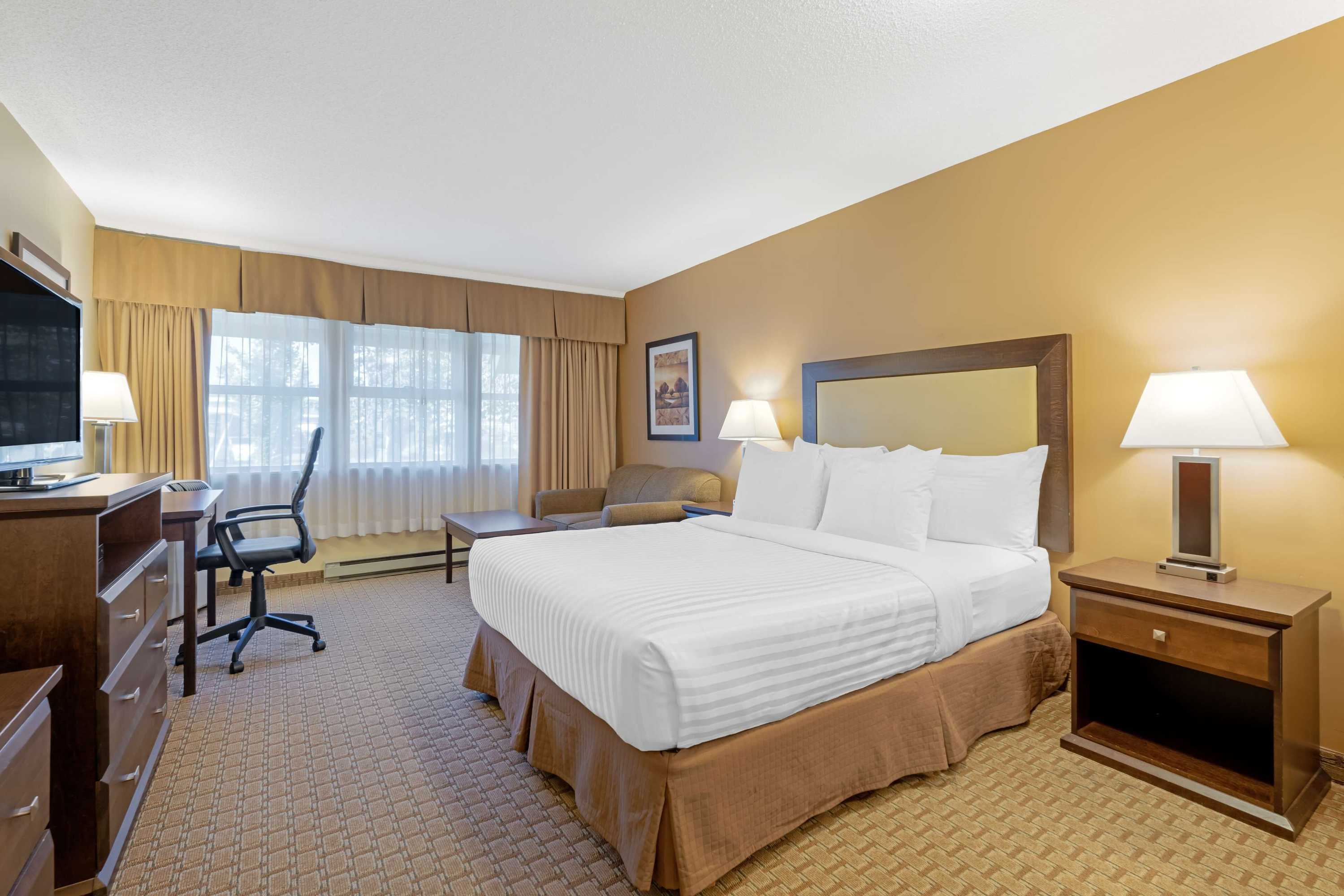 Gift card for Best Western Plus Emerald Isle Hotel Gift card for Best Western Plus Emerald Isle Hotel