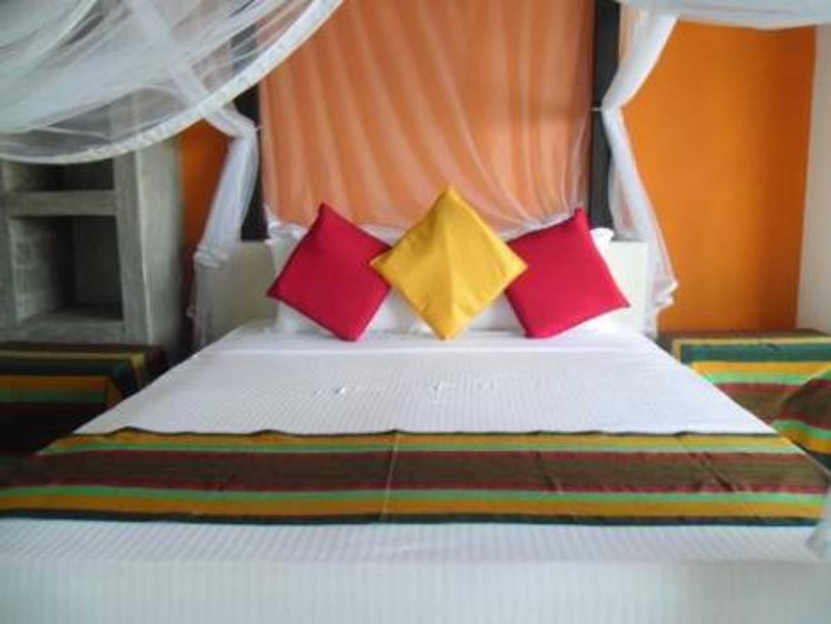 Gift card for Madampe House 3 Bedroom Villa With Pool For#7 Gift card for Madampe House 3 Bedroom Villa With Pool For#7