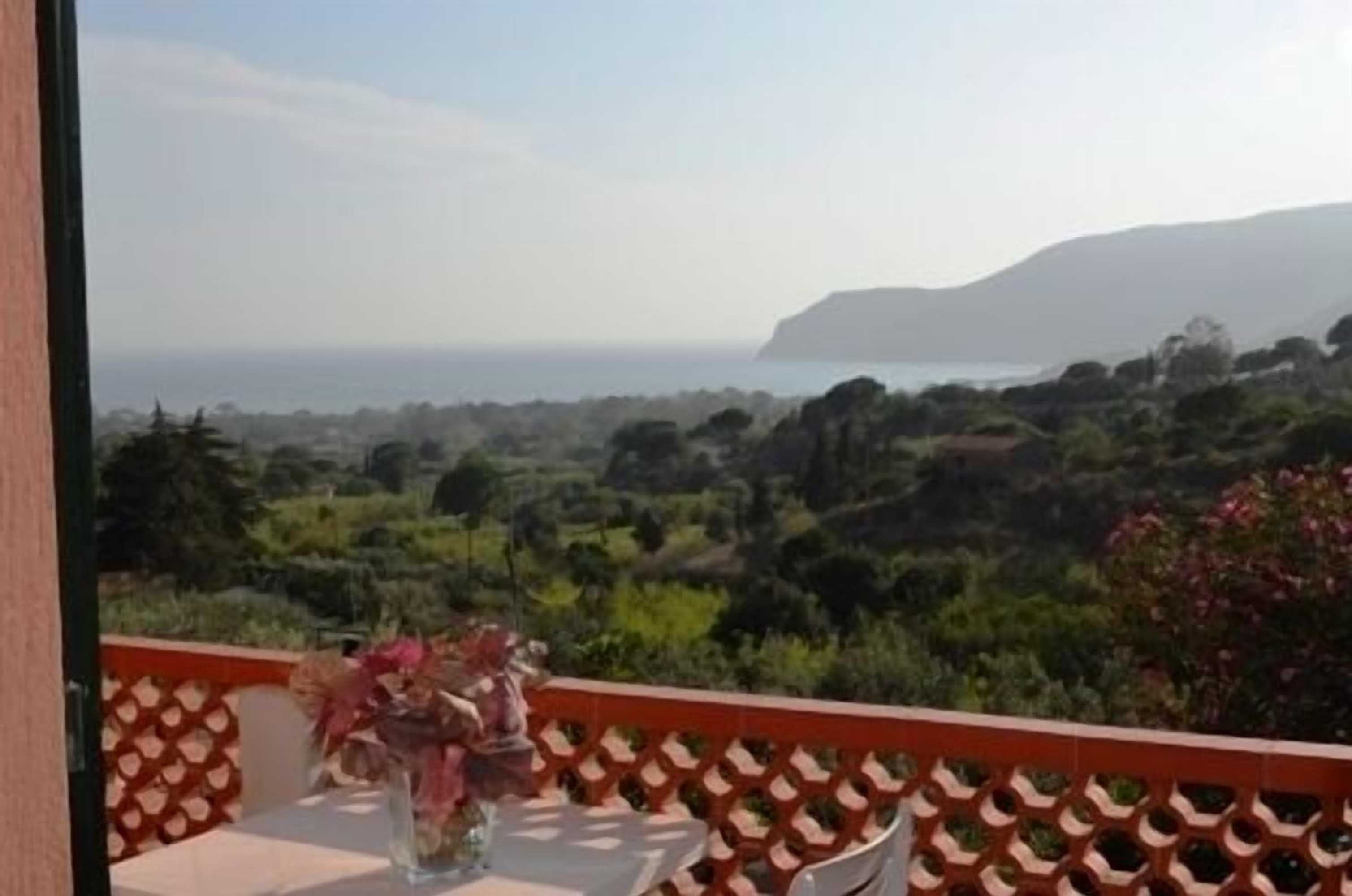 Gift card for Appartamenti Elbamar Lacona Gift card for Appartamenti Elbamar Lacona